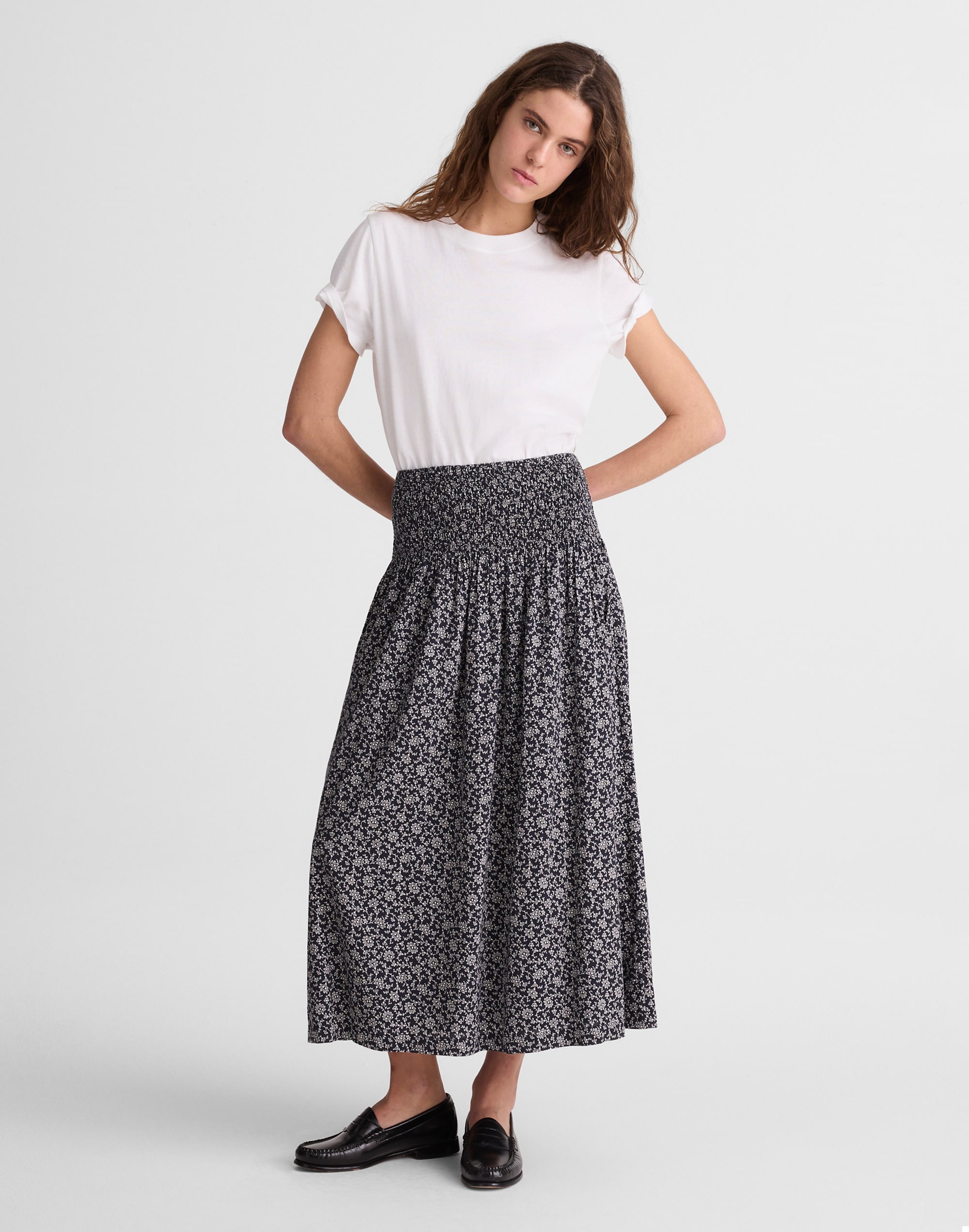 Smocked-Waist Midi Skirt in Floral Print