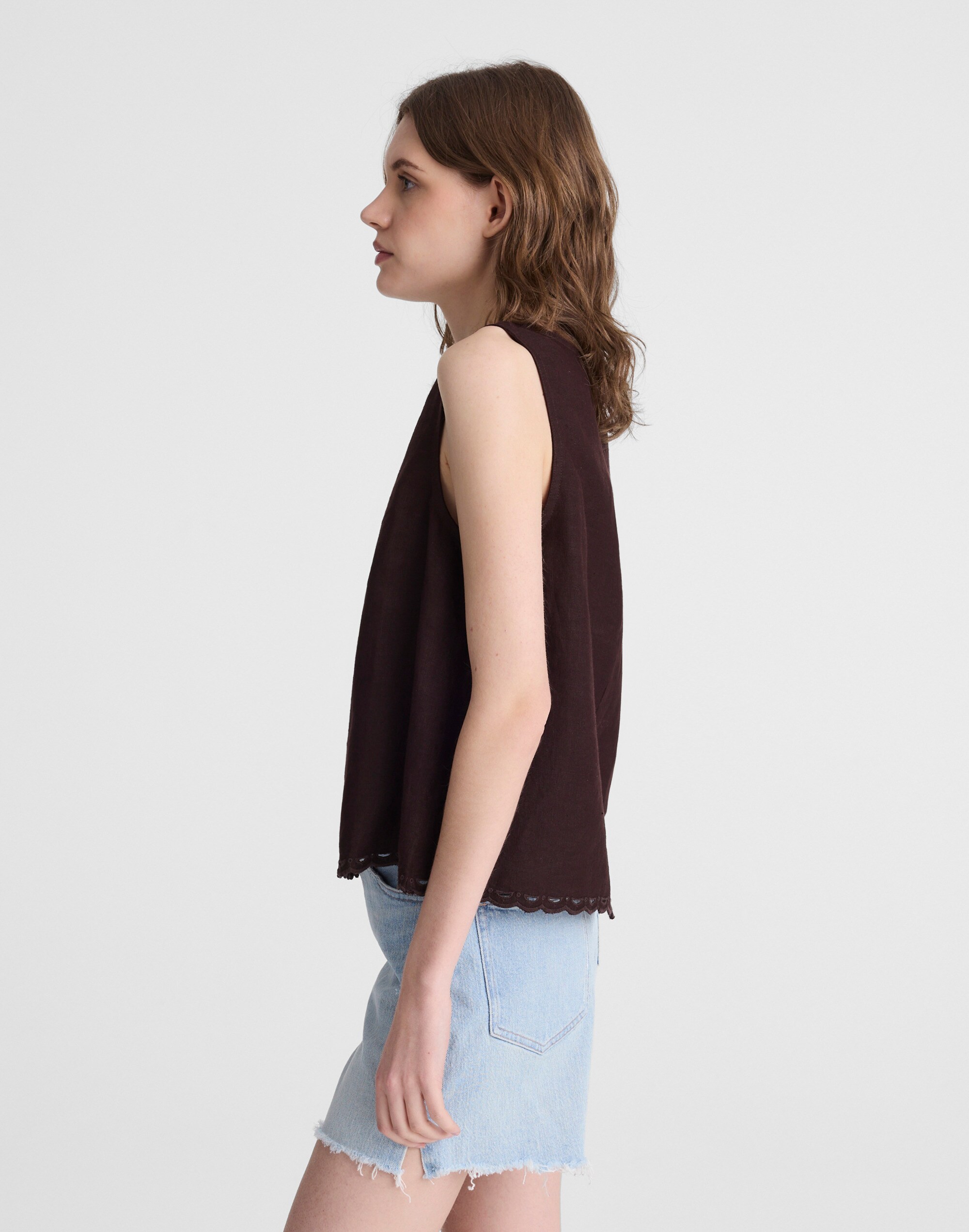 Lace-Trim Shell Top in 100% Linen