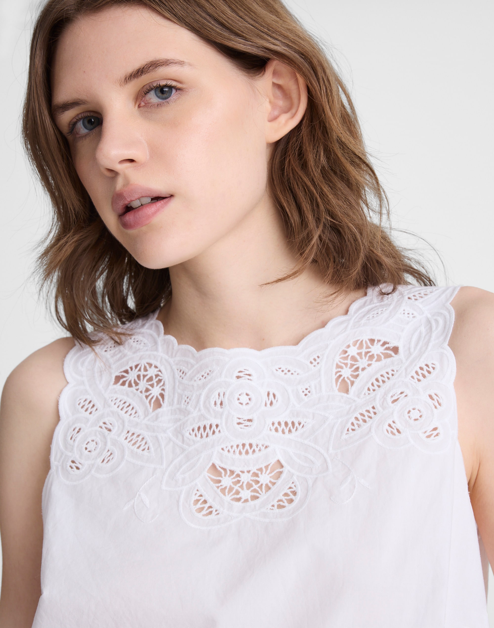 Embroidered Shell Top in Poplin