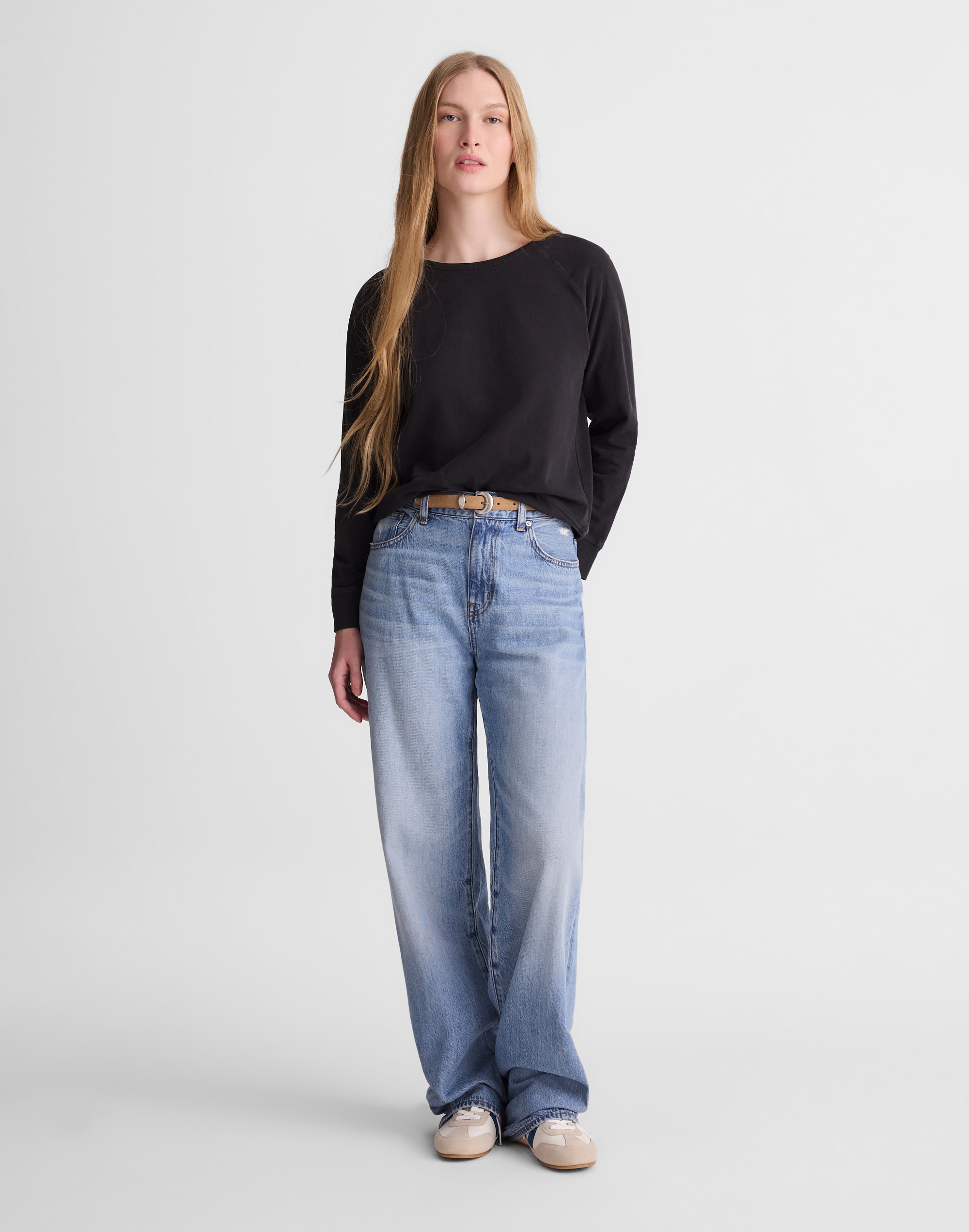 The Relaxed Raglan Tee in Vintage Jersey