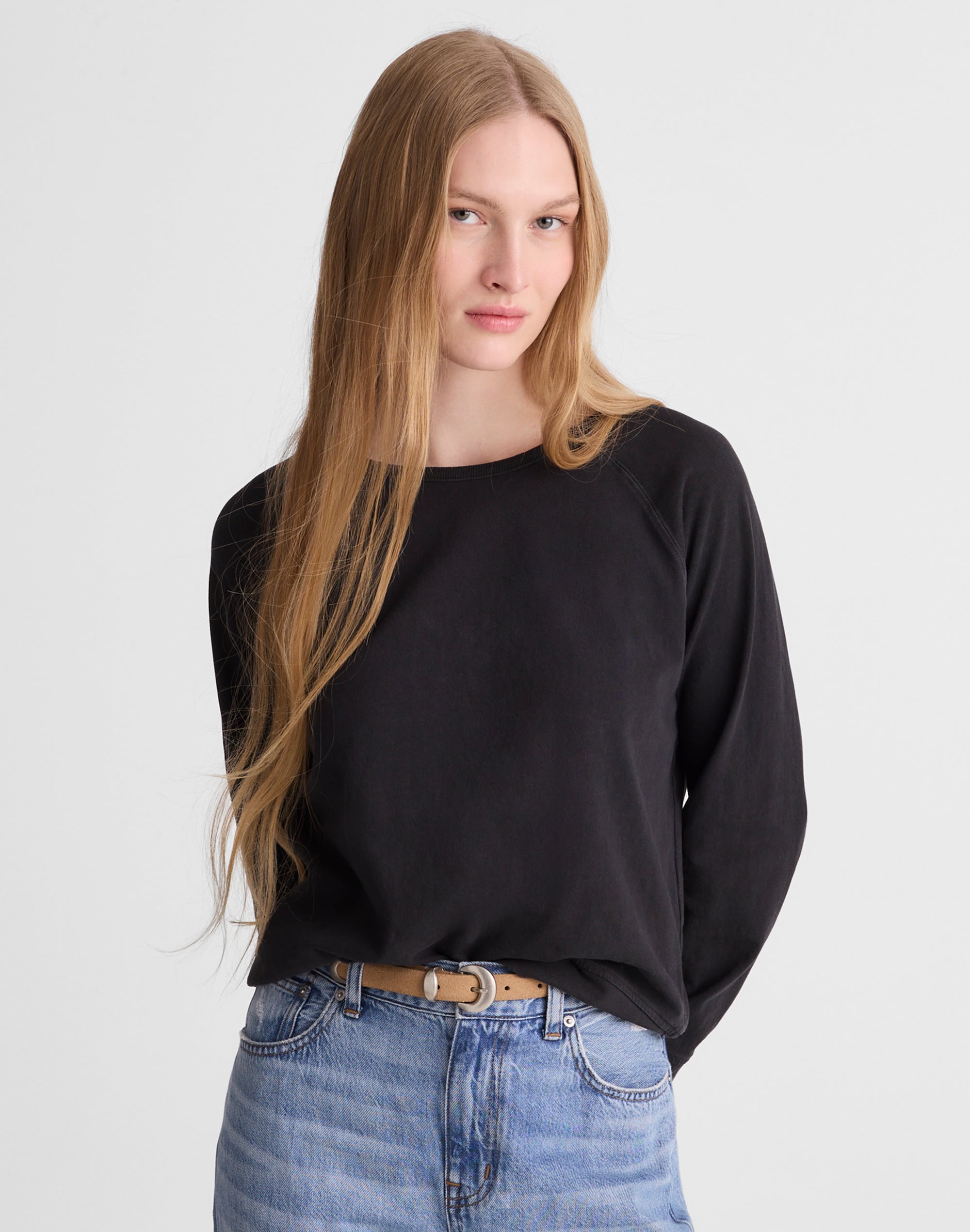 The Relaxed Raglan Sweatshirt in Vintage Jersey
