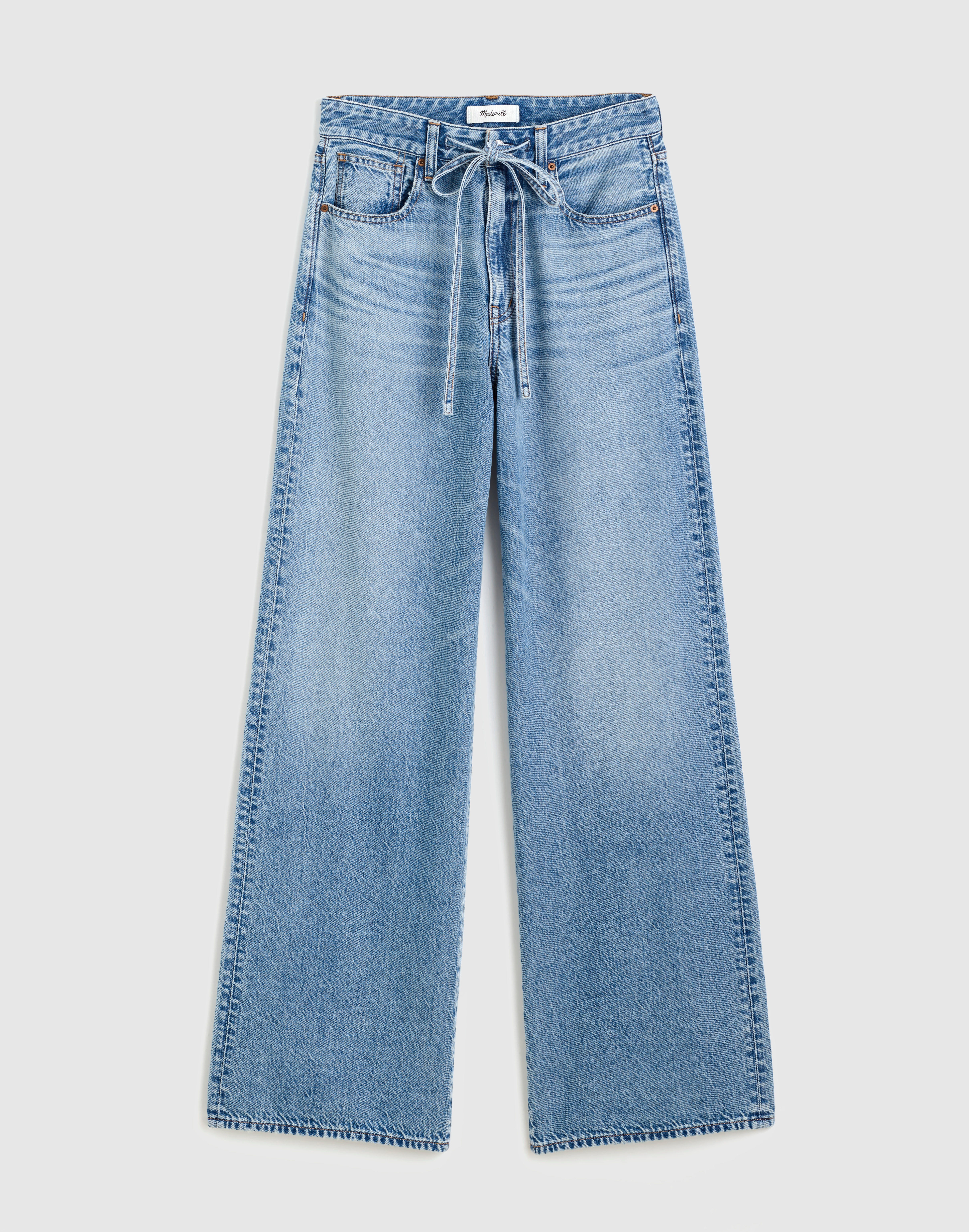 The Curvy Ultimate Wide-Leg Jean in Airy Denim