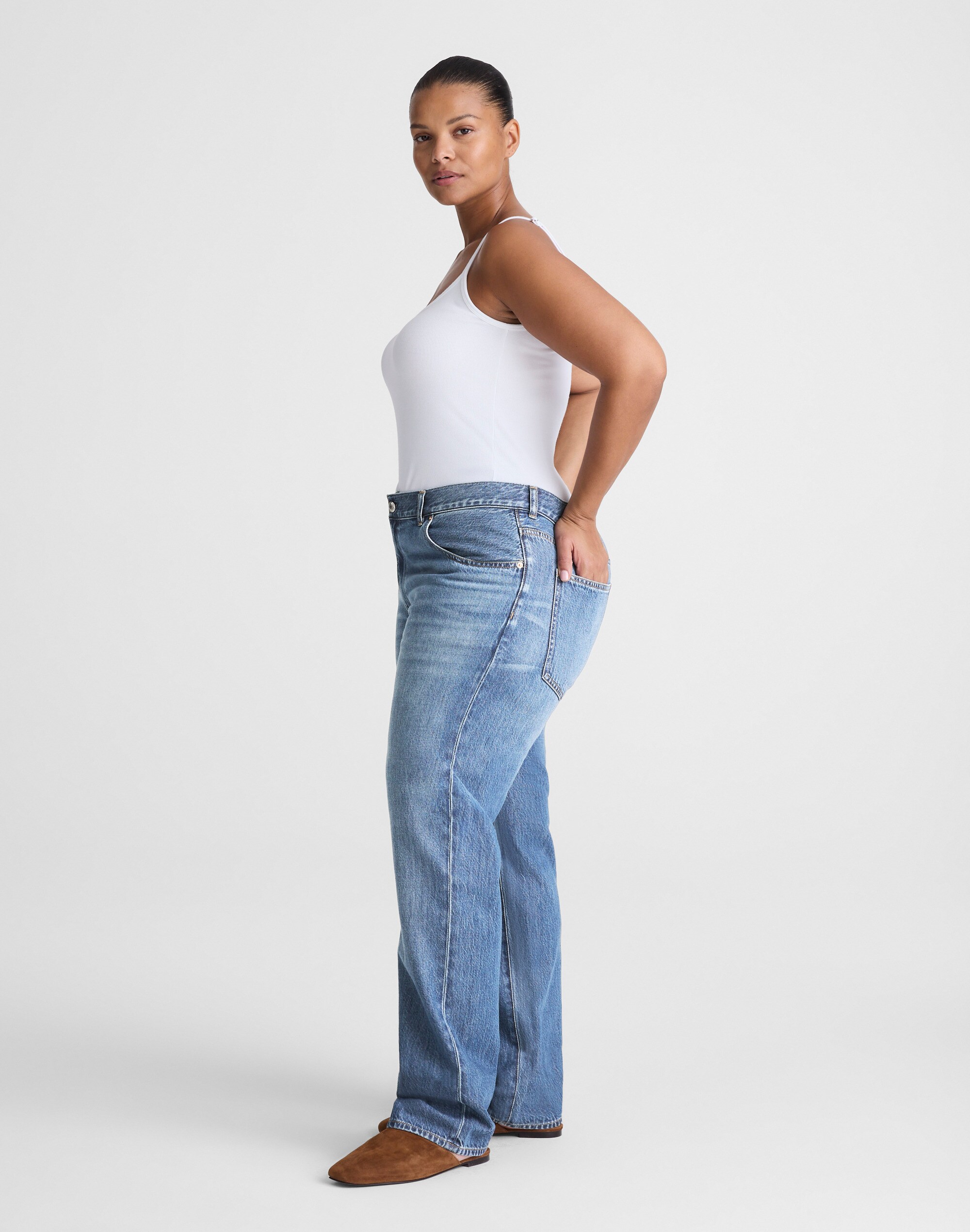The Plus Curvy Dean Easy Straight Jean in Airy Denim