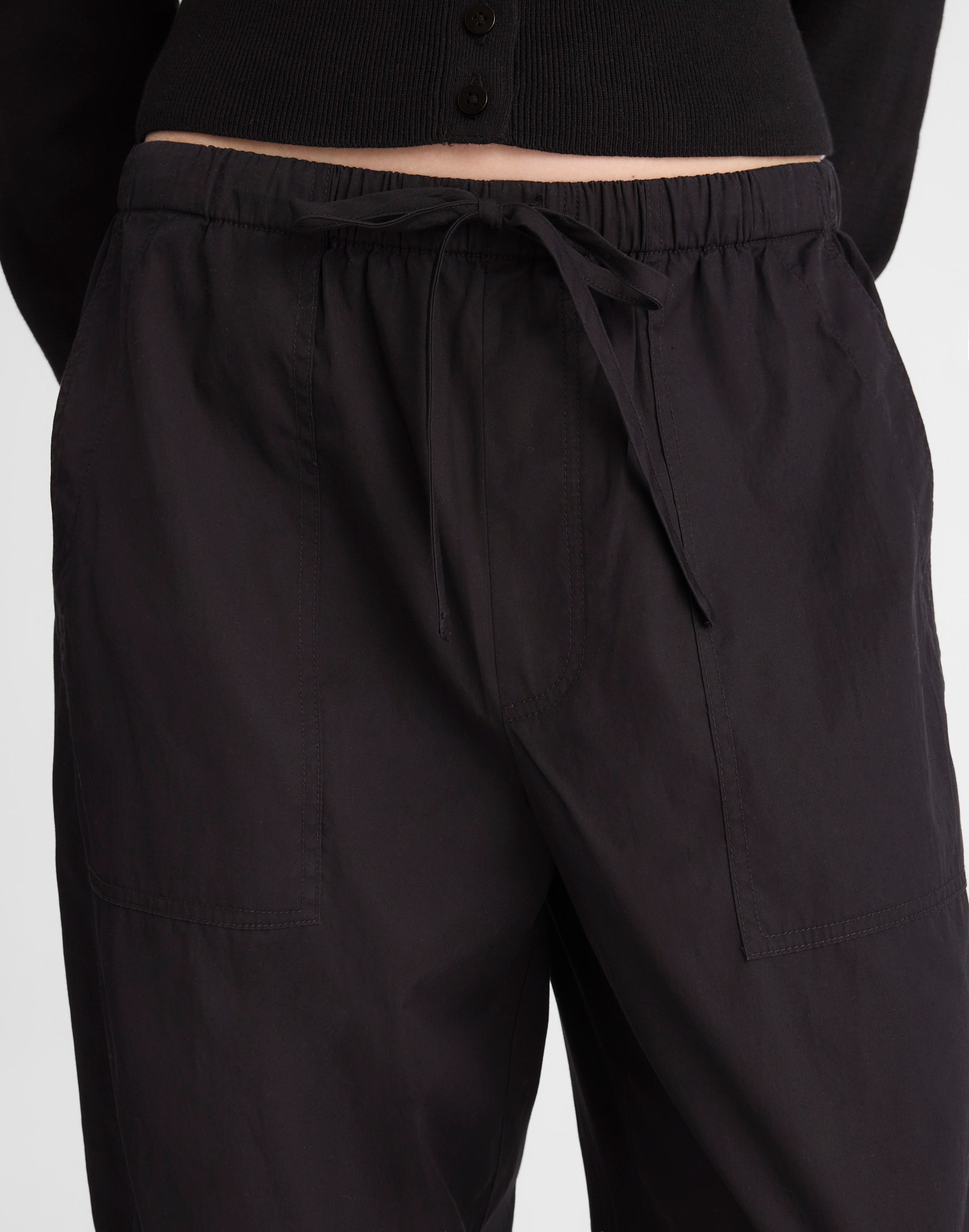 Short Pull-On Barrel-Leg Utility Pants in Poplin