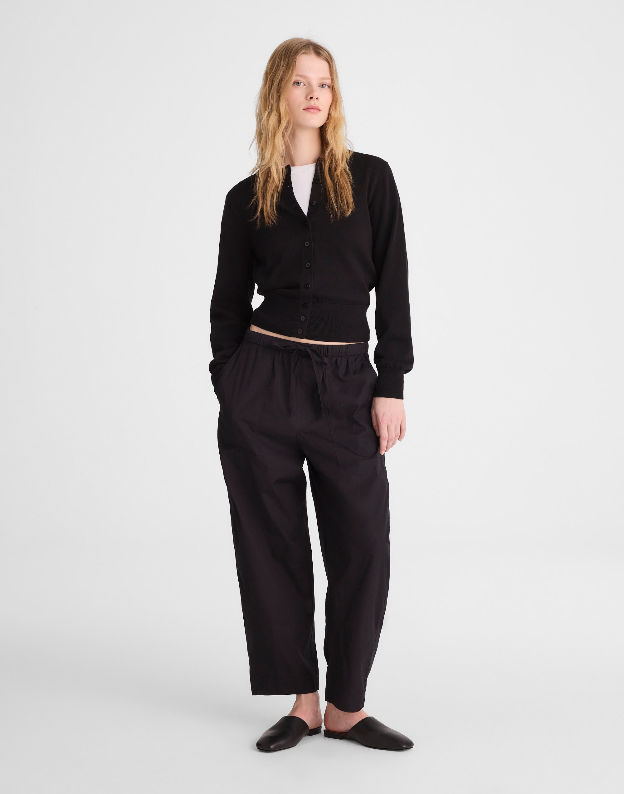 Short Pull-On Barrel-Leg Utility Pants in Poplin