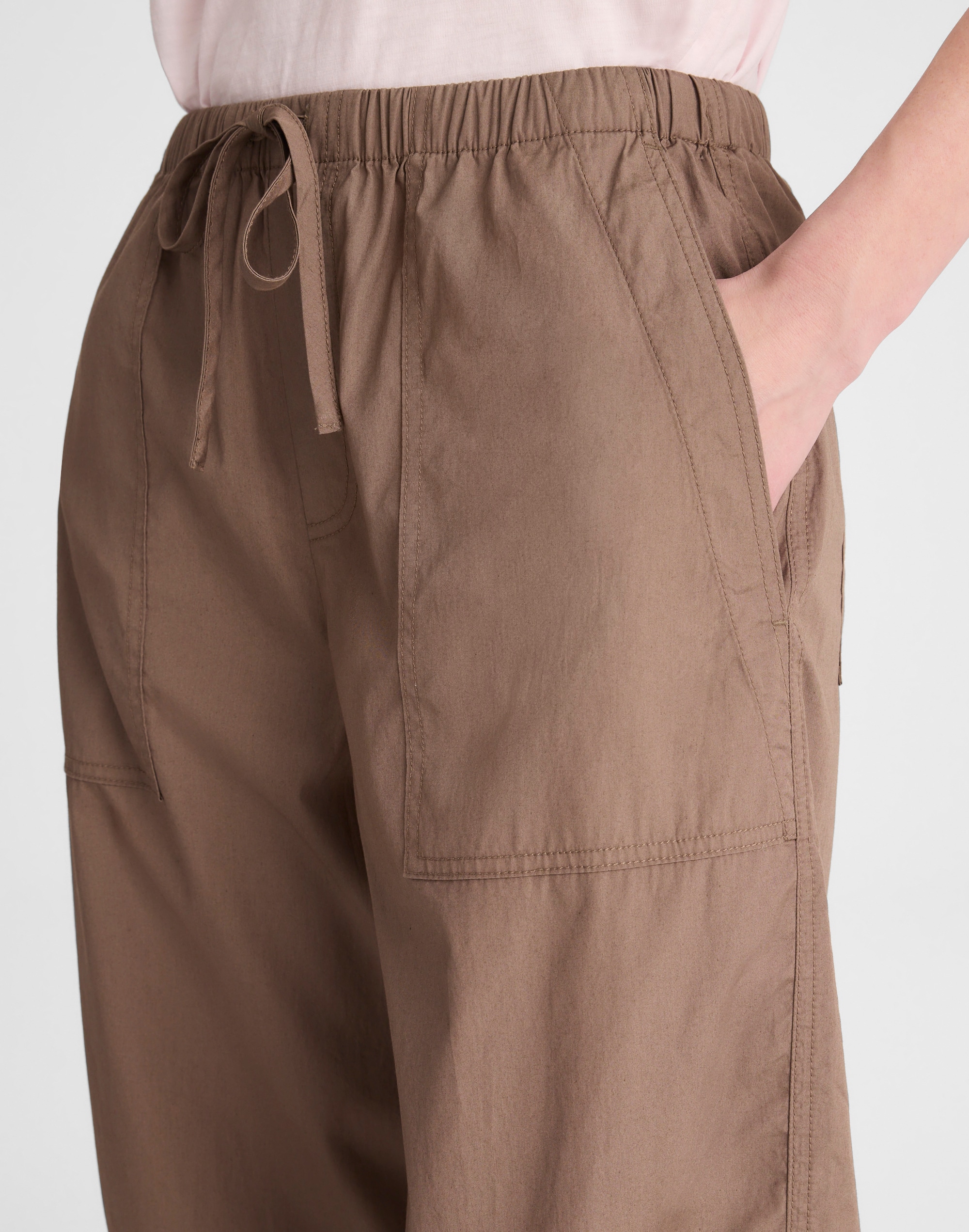 Pull-On Barrel-Leg Utility Pants in Poplin
