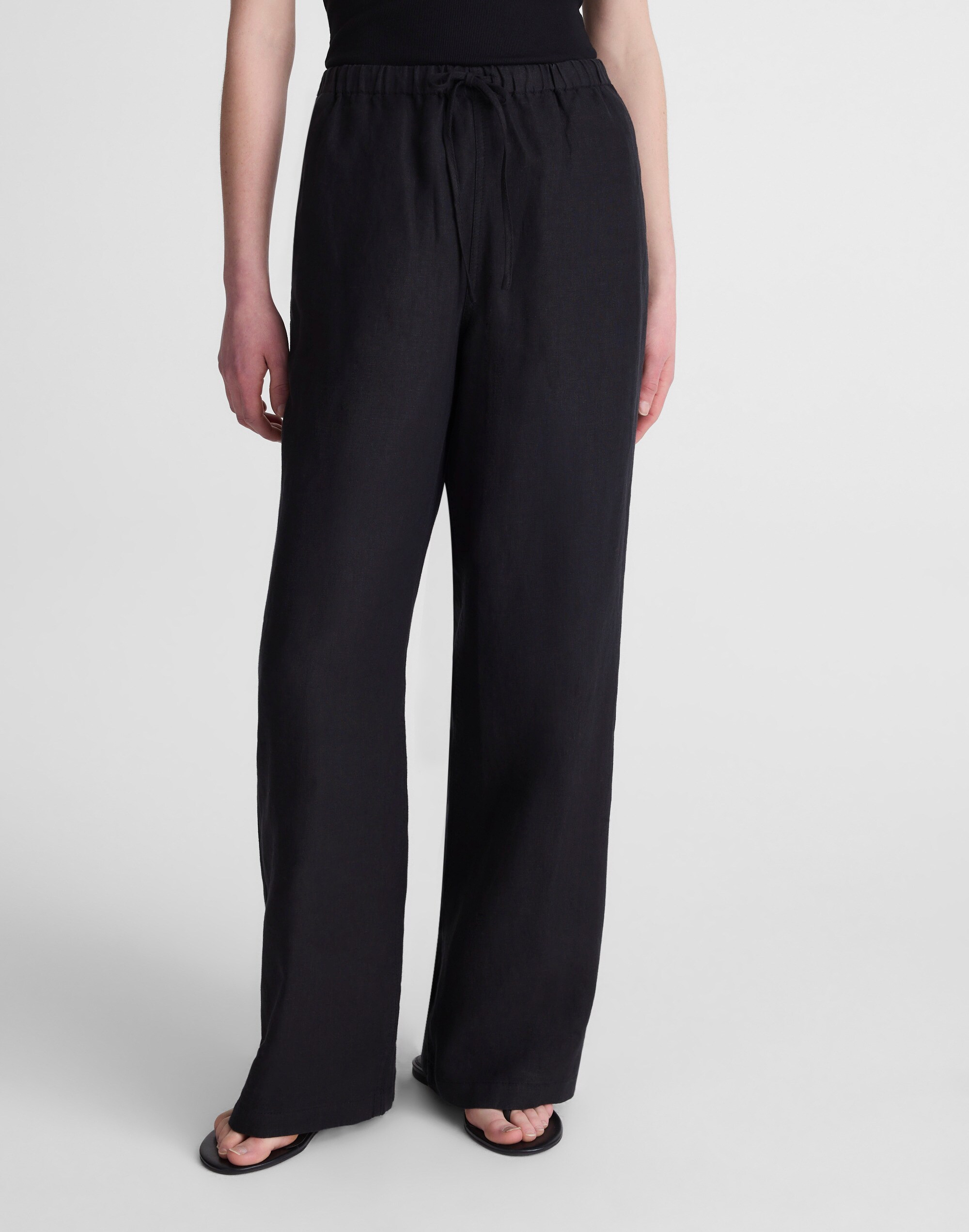 Pull-On Pants in 100% Linen