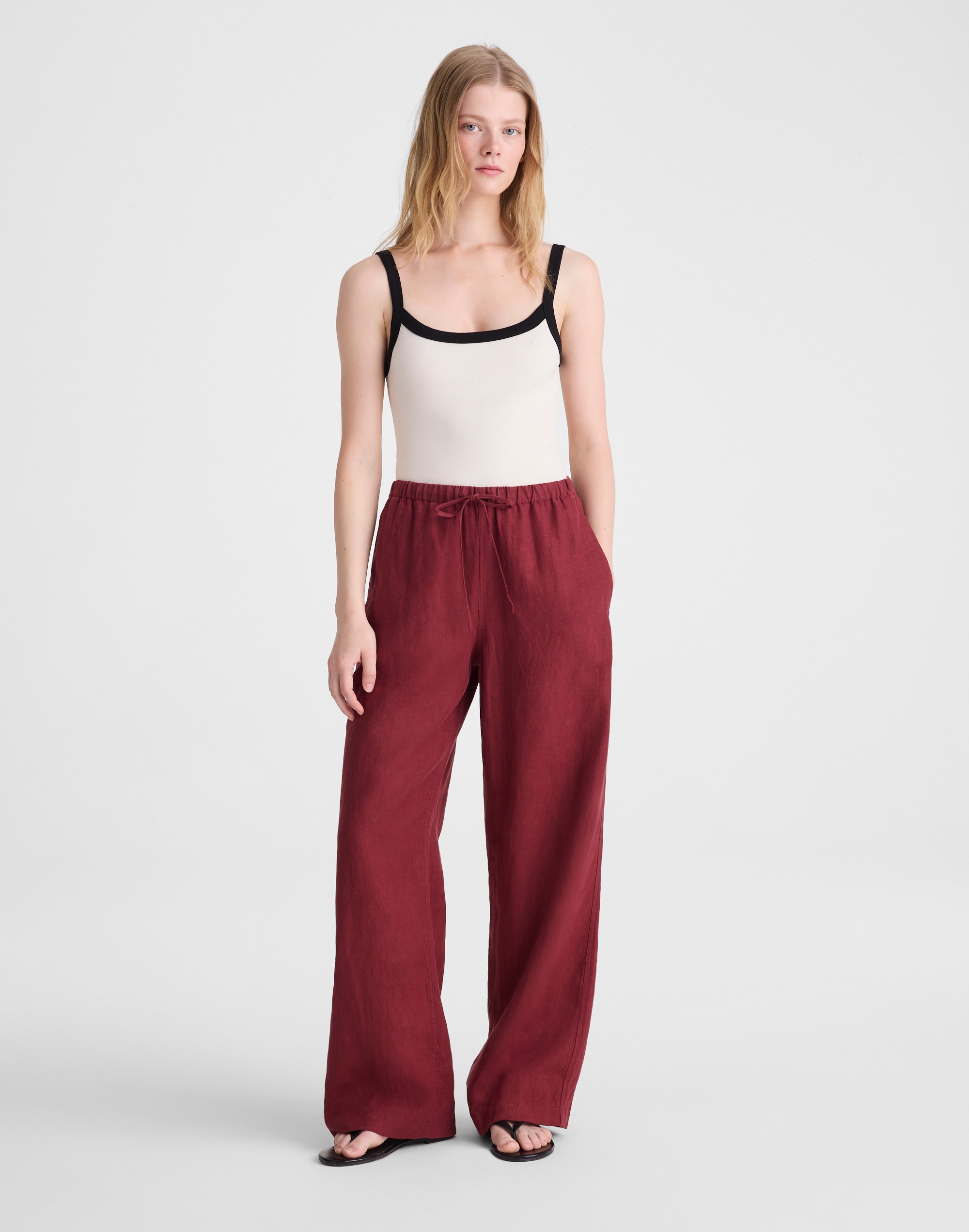 Pull-On Pants in 100% Linen
