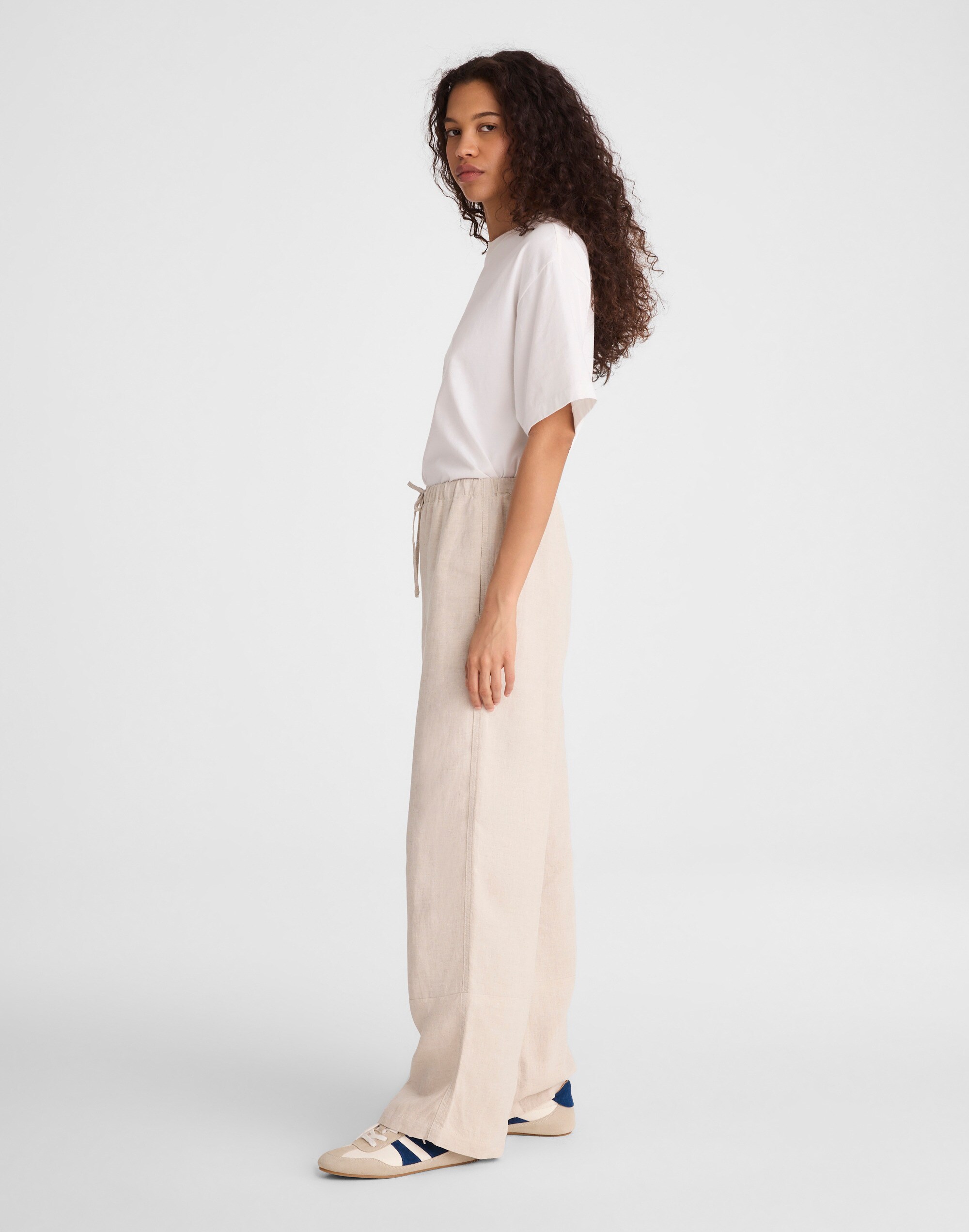 Pull-On Pants in 100% Linen