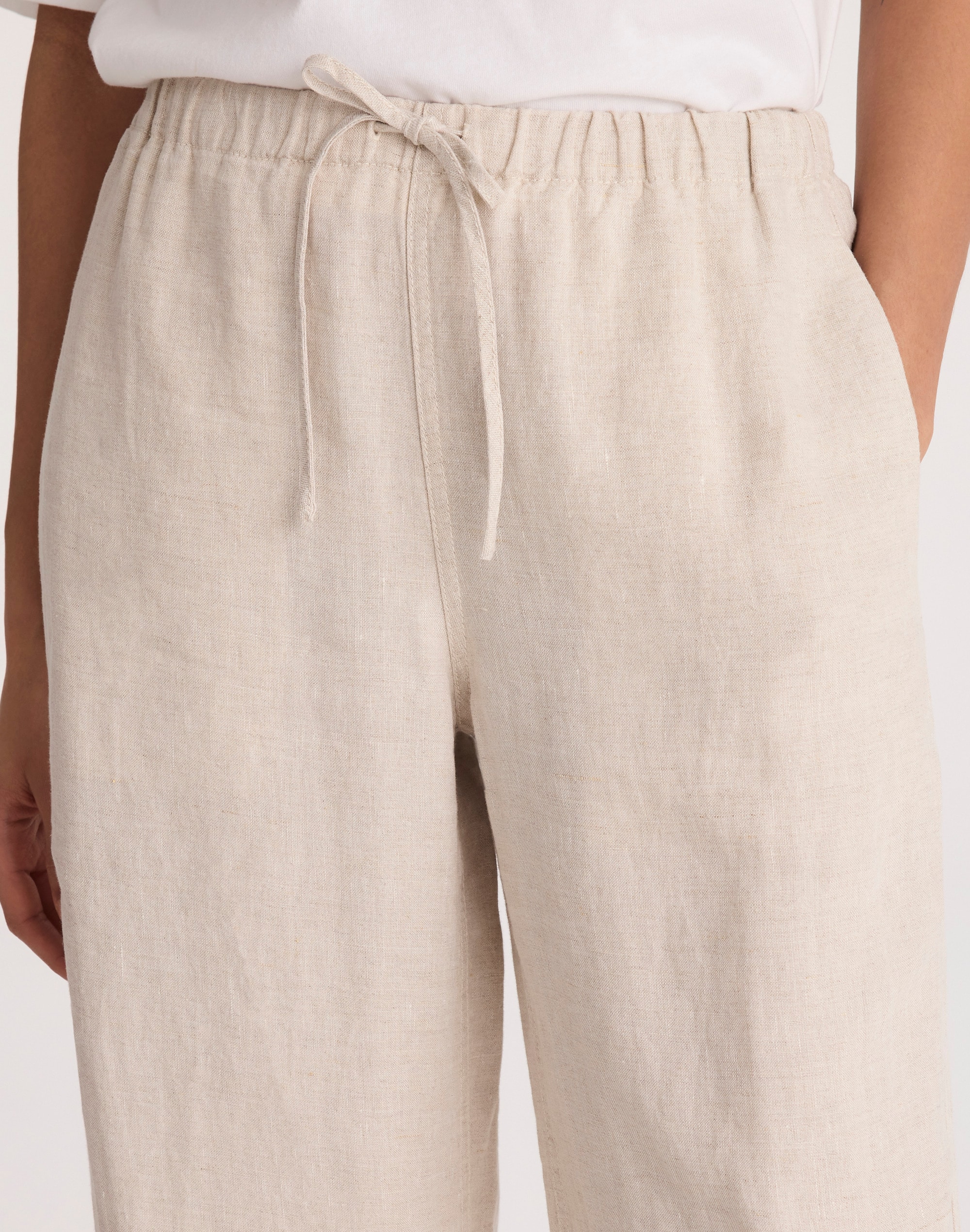 Pull-On Pants in 100% Linen