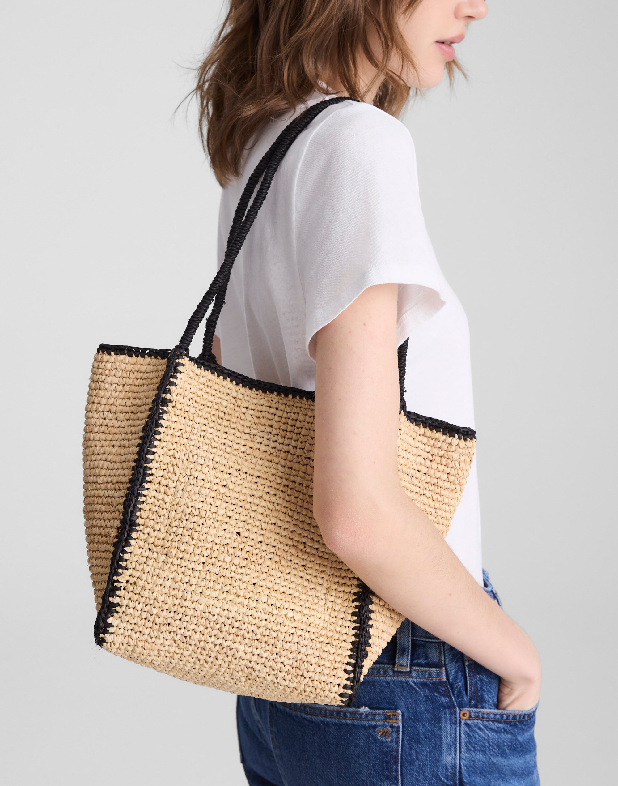The Lexington Small Tote in Raffia