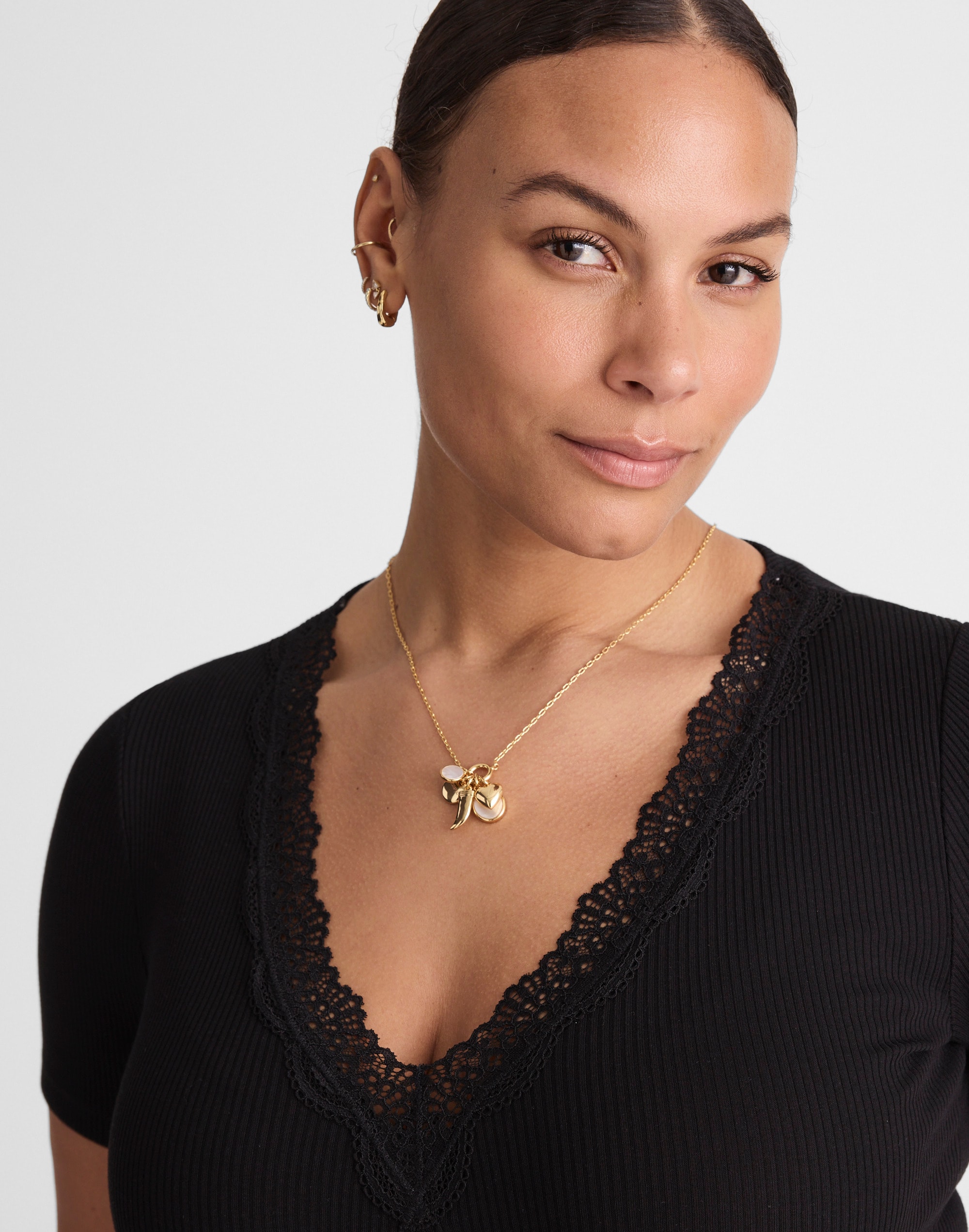 Mother-of-Pearl Horn Necklace Set