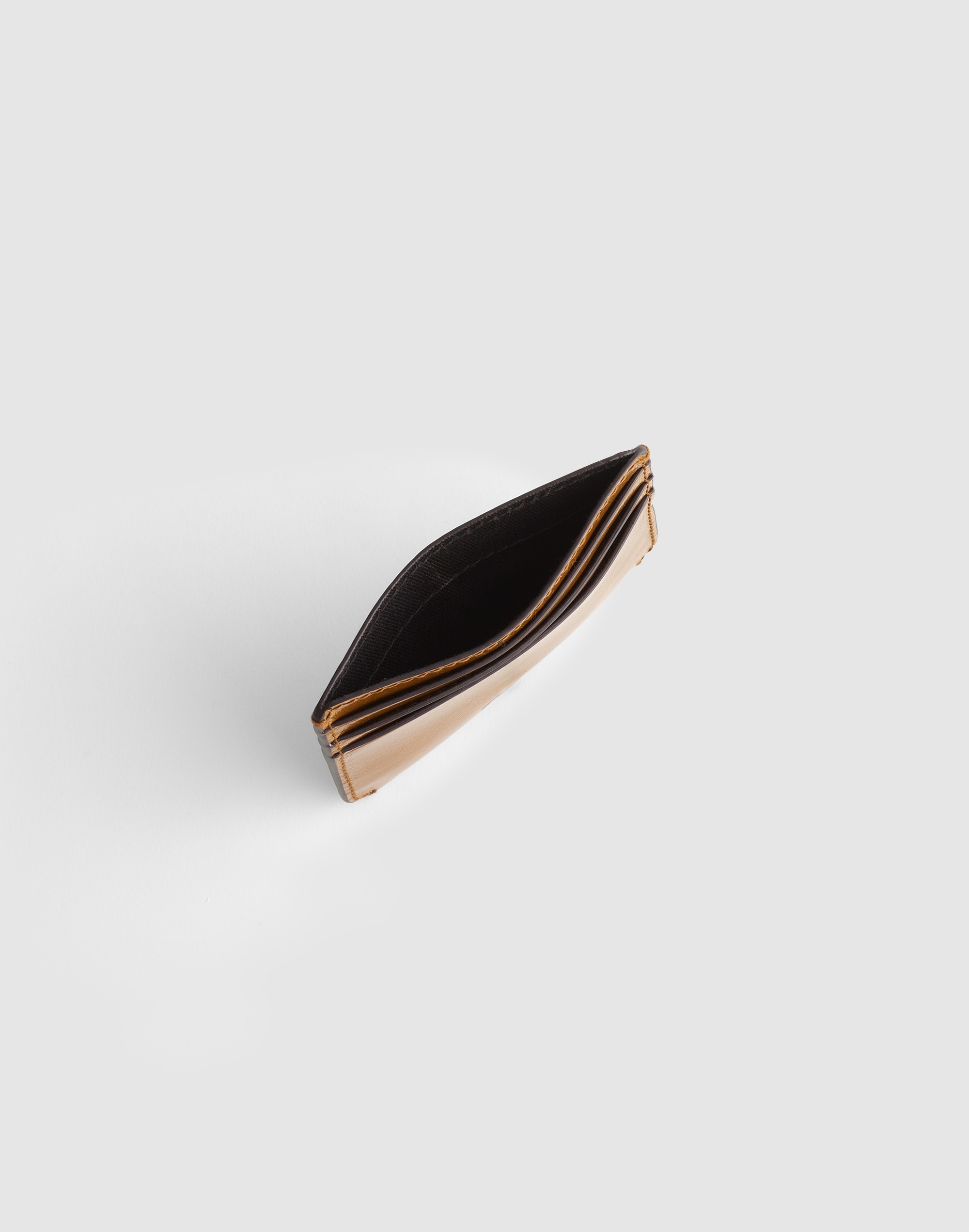 Curved Card Case in Leather