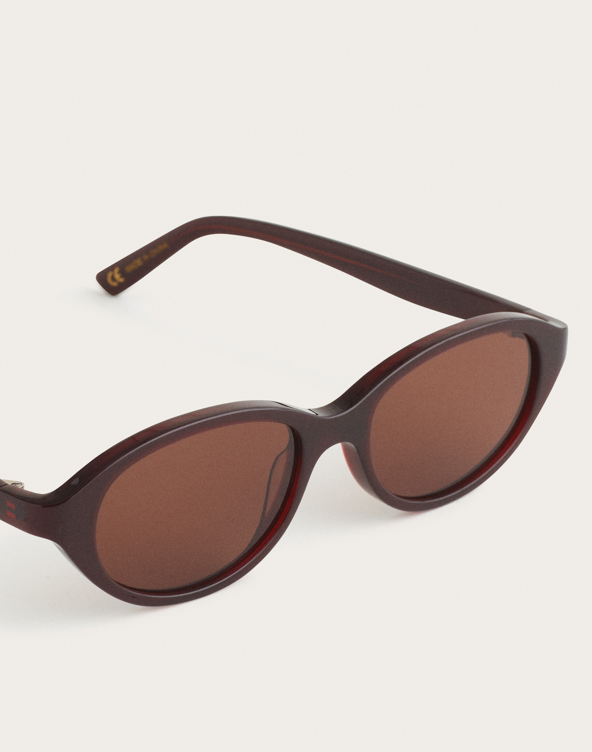 The Solina Oval Sunglasses