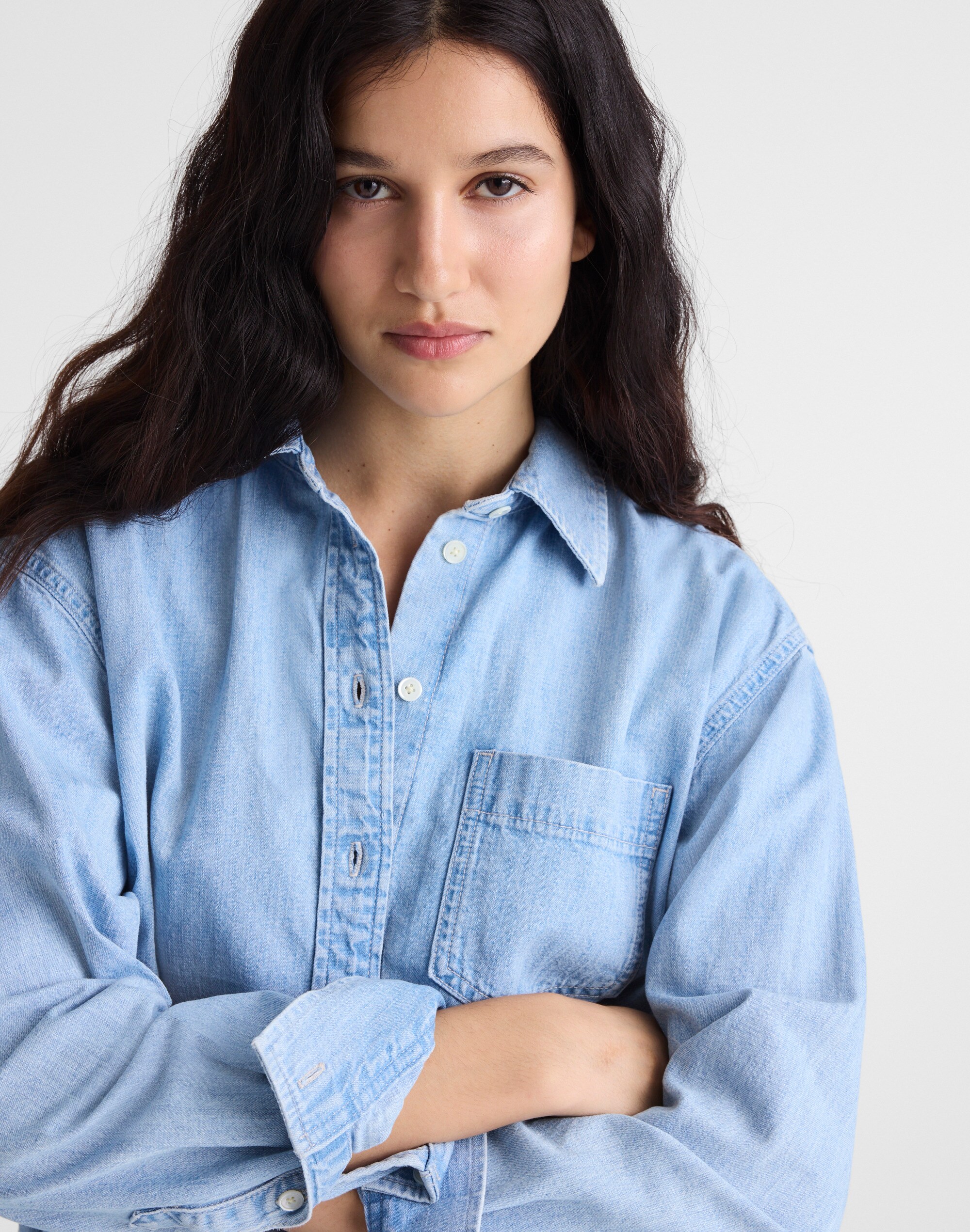 The Denim Easy Shirt in Laguna Wash