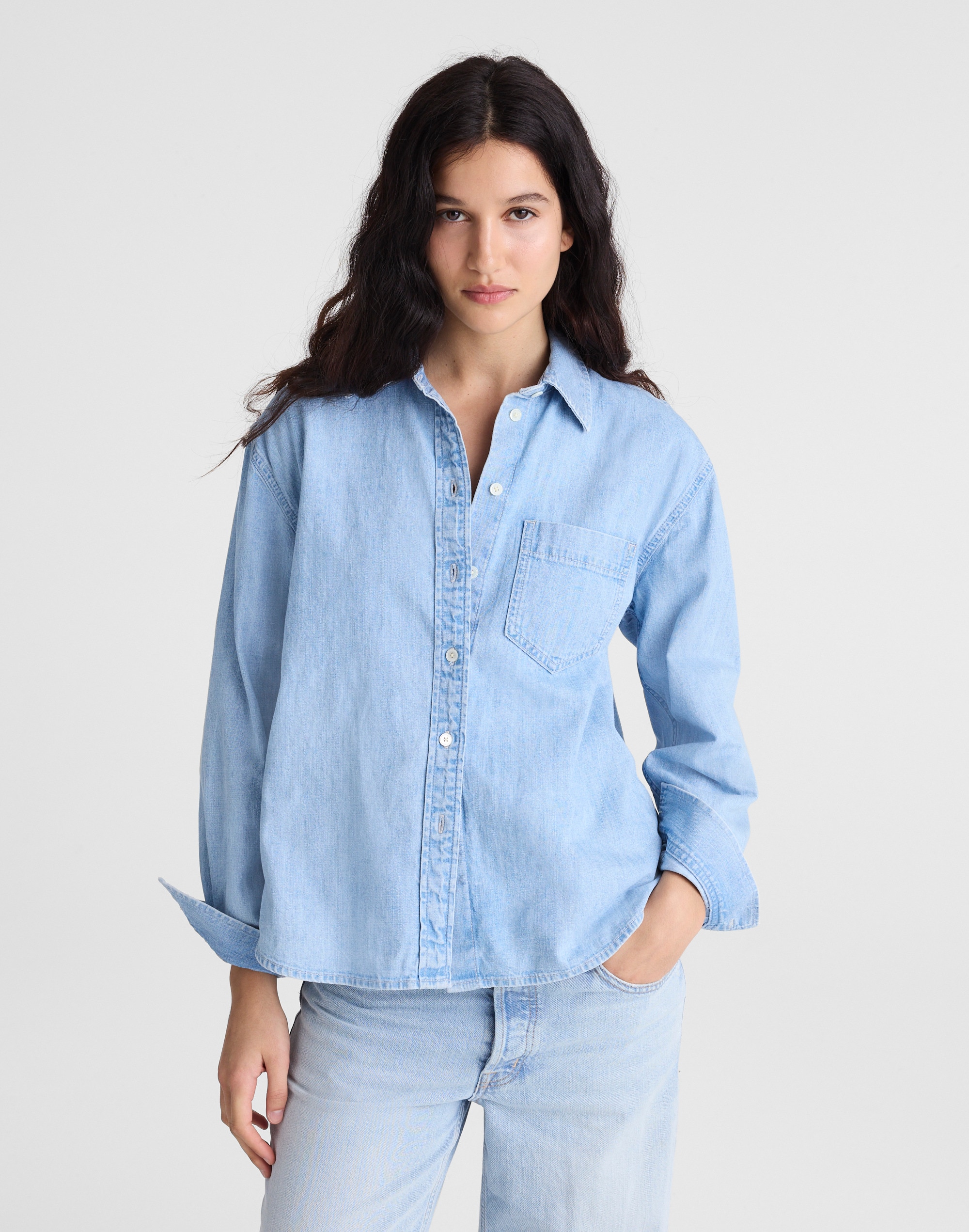 The Denim Easy Shirt in Laguna Wash