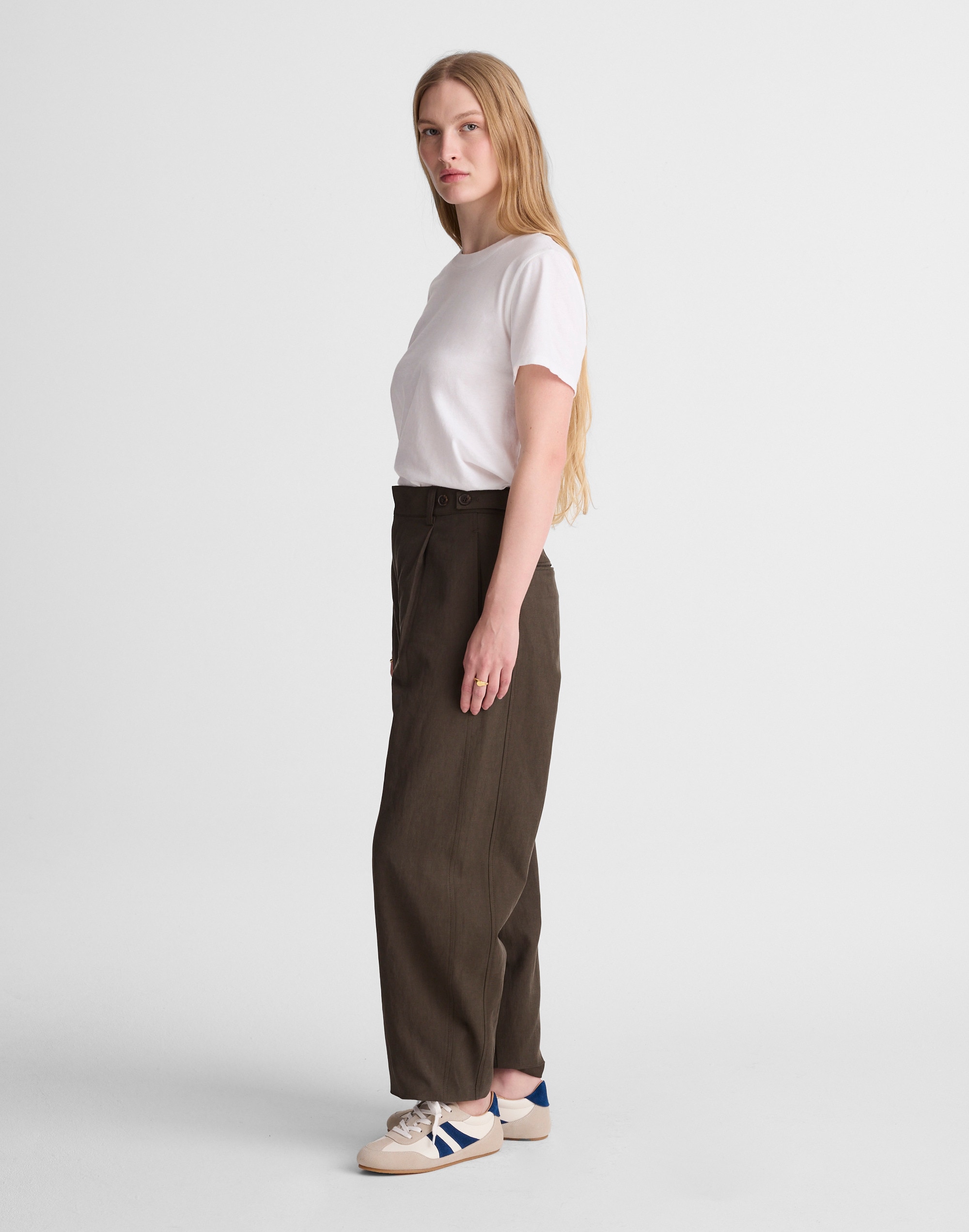 The Barrel-Leg Trouser in Drapey Twill