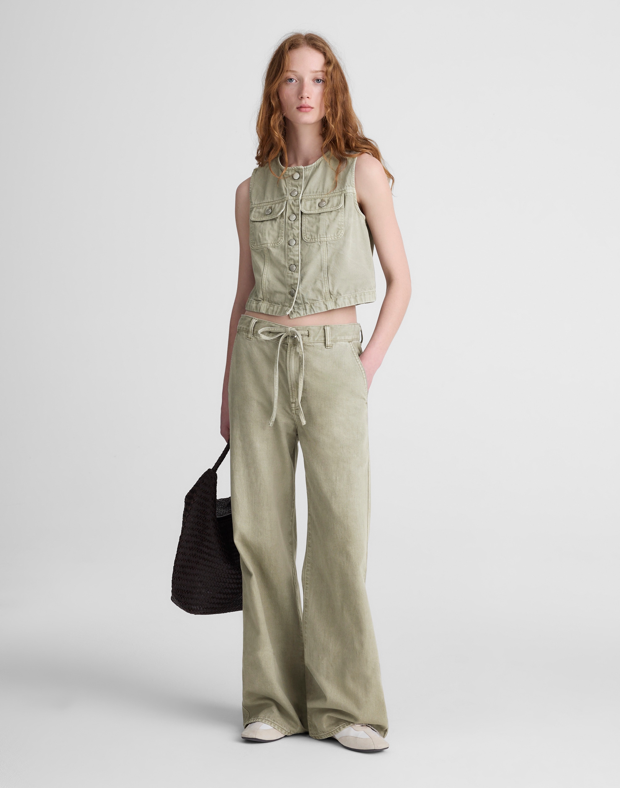 Cropped Vest in Airy Denim