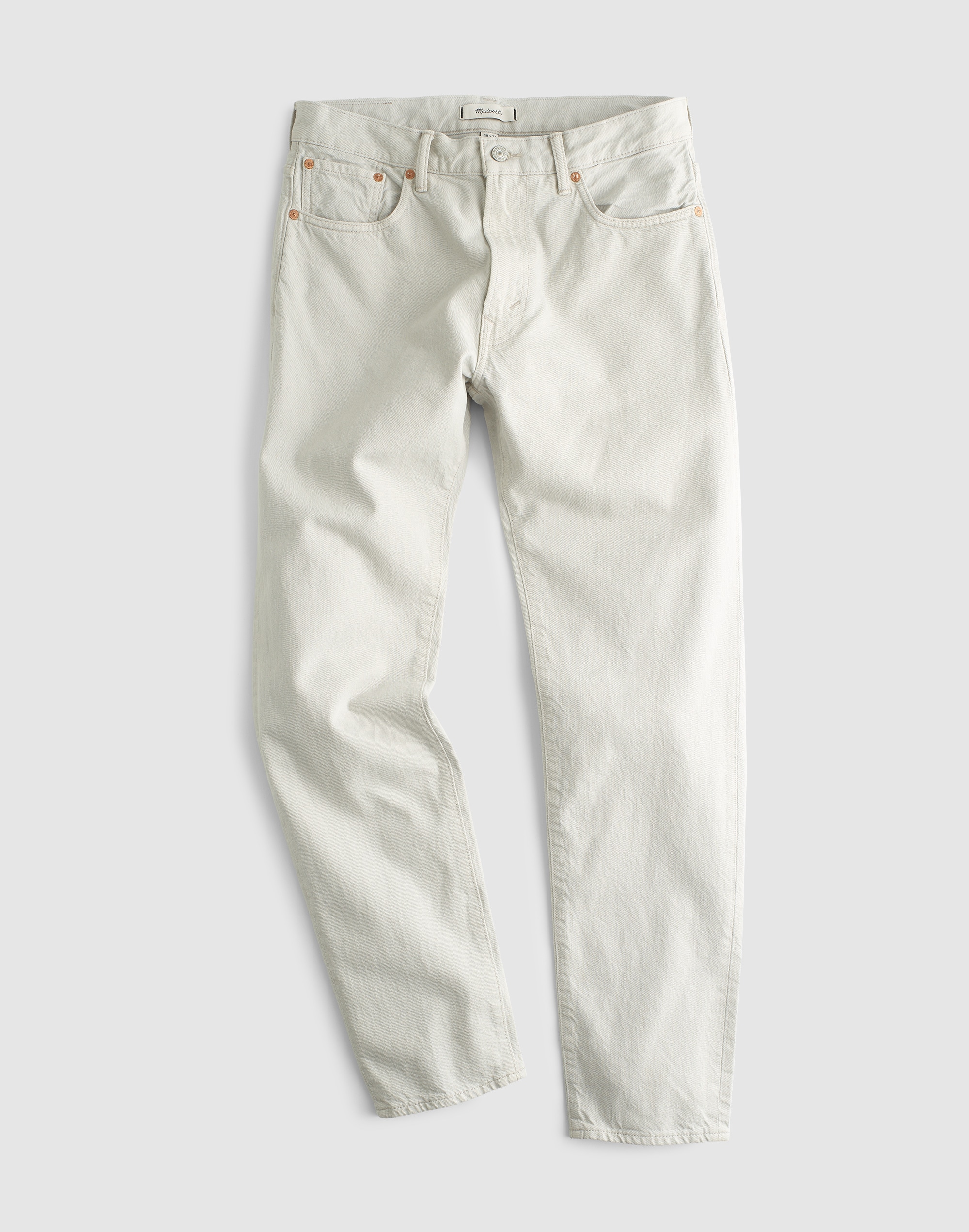 Relaxed Taper Jeans in Summerweight Denim