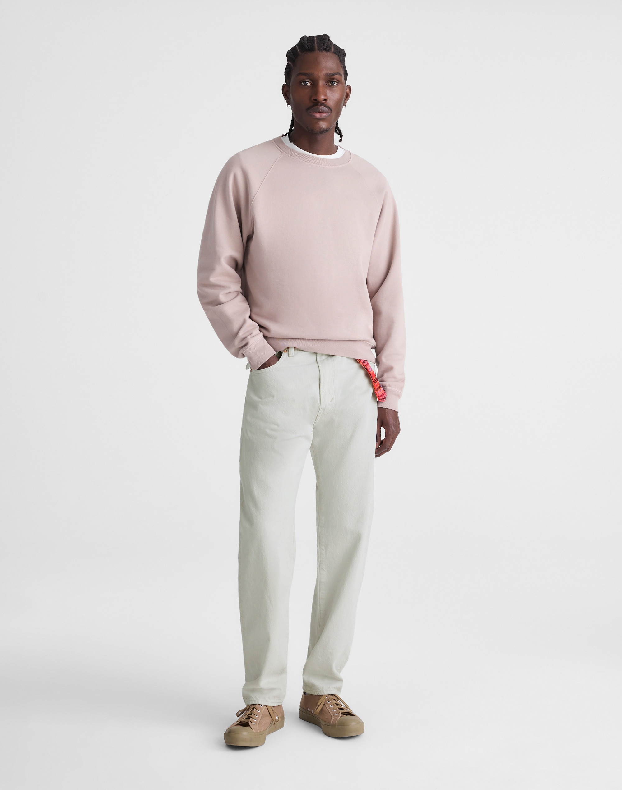 Relaxed Taper Jeans in Summerweight Denim