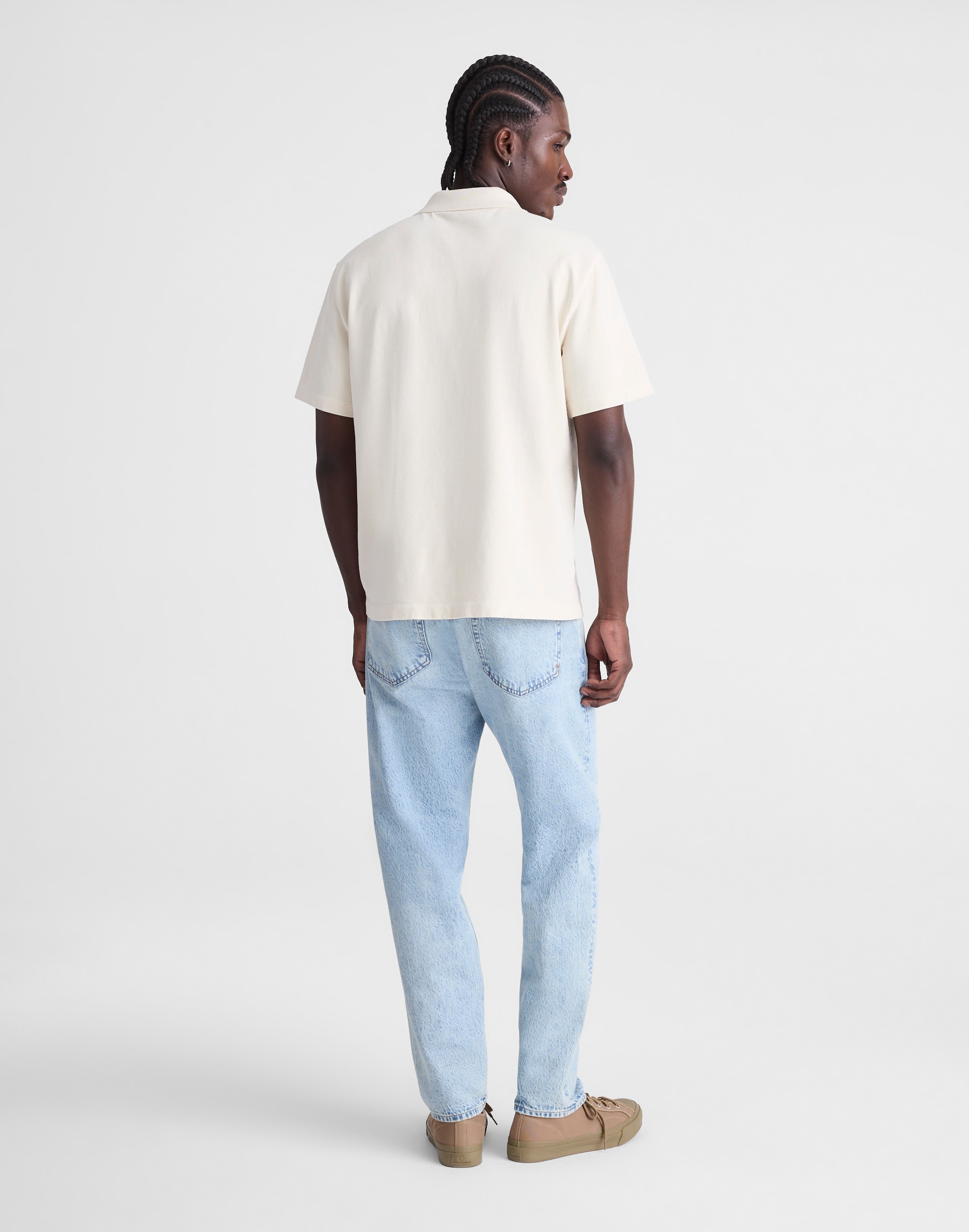Relaxed Taper Jeans in Summerweight Denim