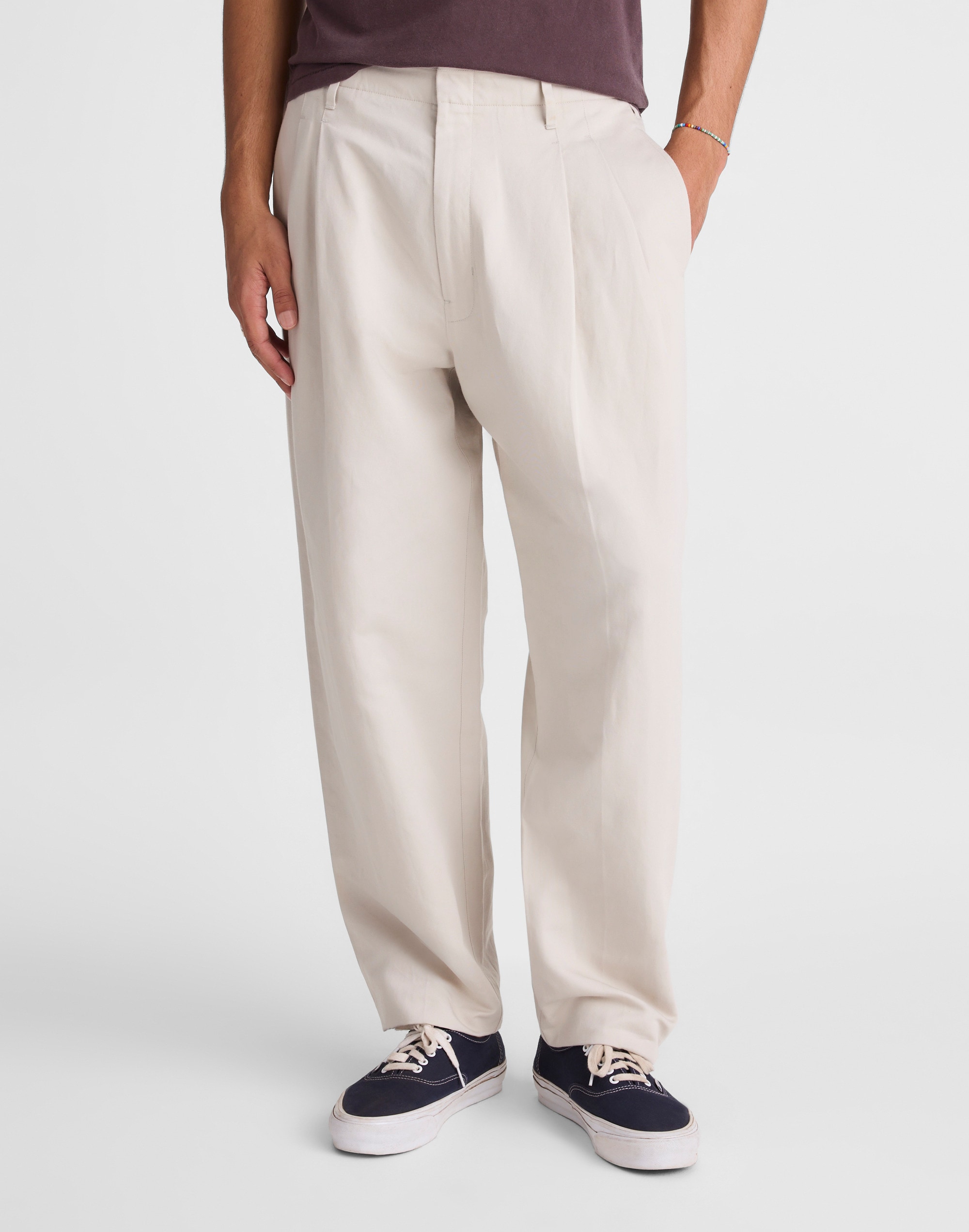 Double-Pleated Trousers in Meridian Linen Blend