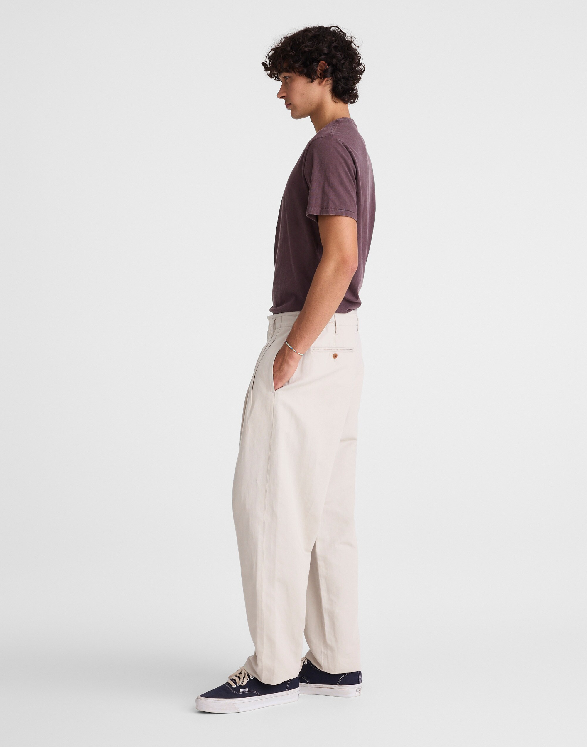 Double-Pleated Trousers in Meridian Linen Blend