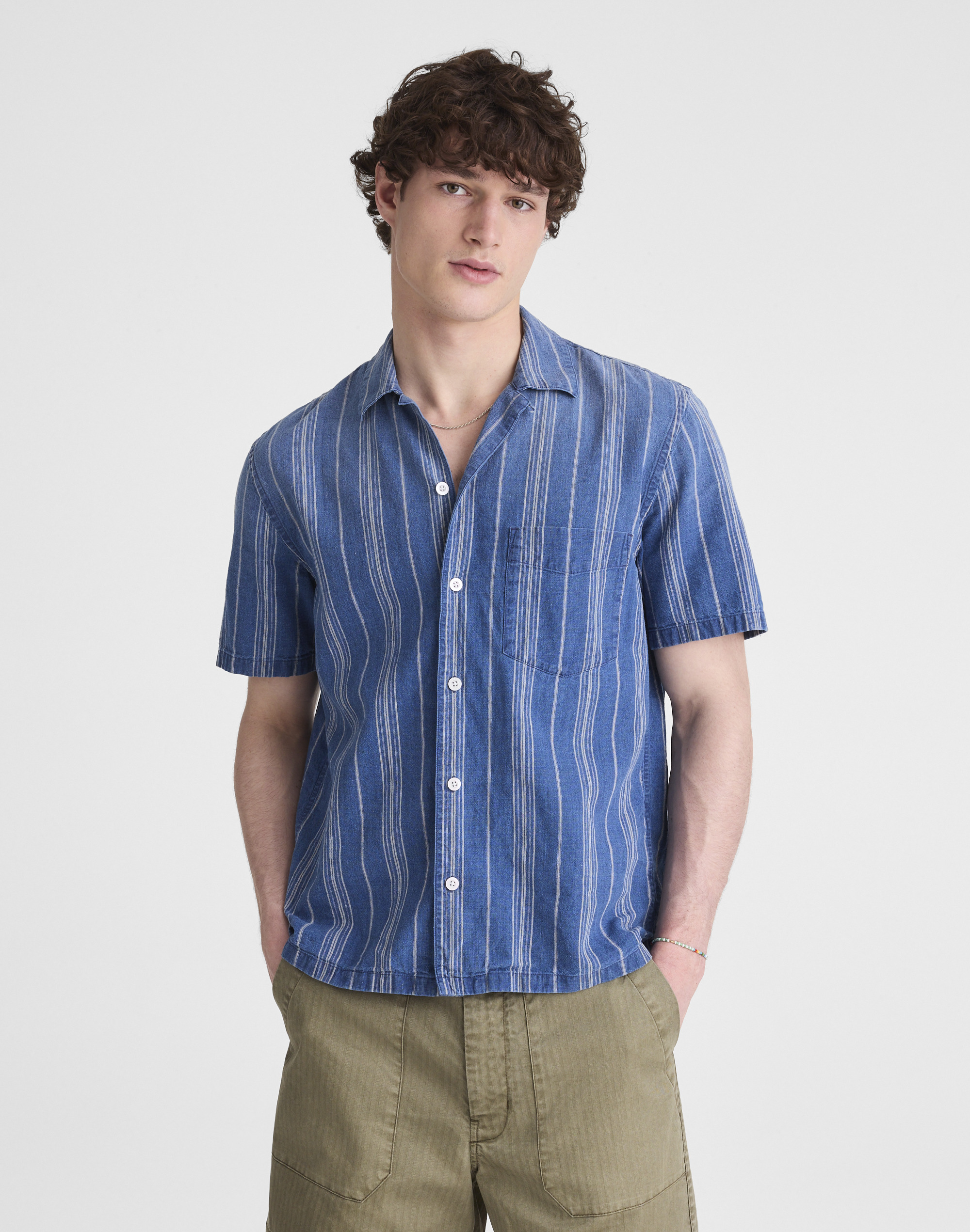 The Short-Sleeve Camp Shirt in Indigo Linen-Cotton Blend