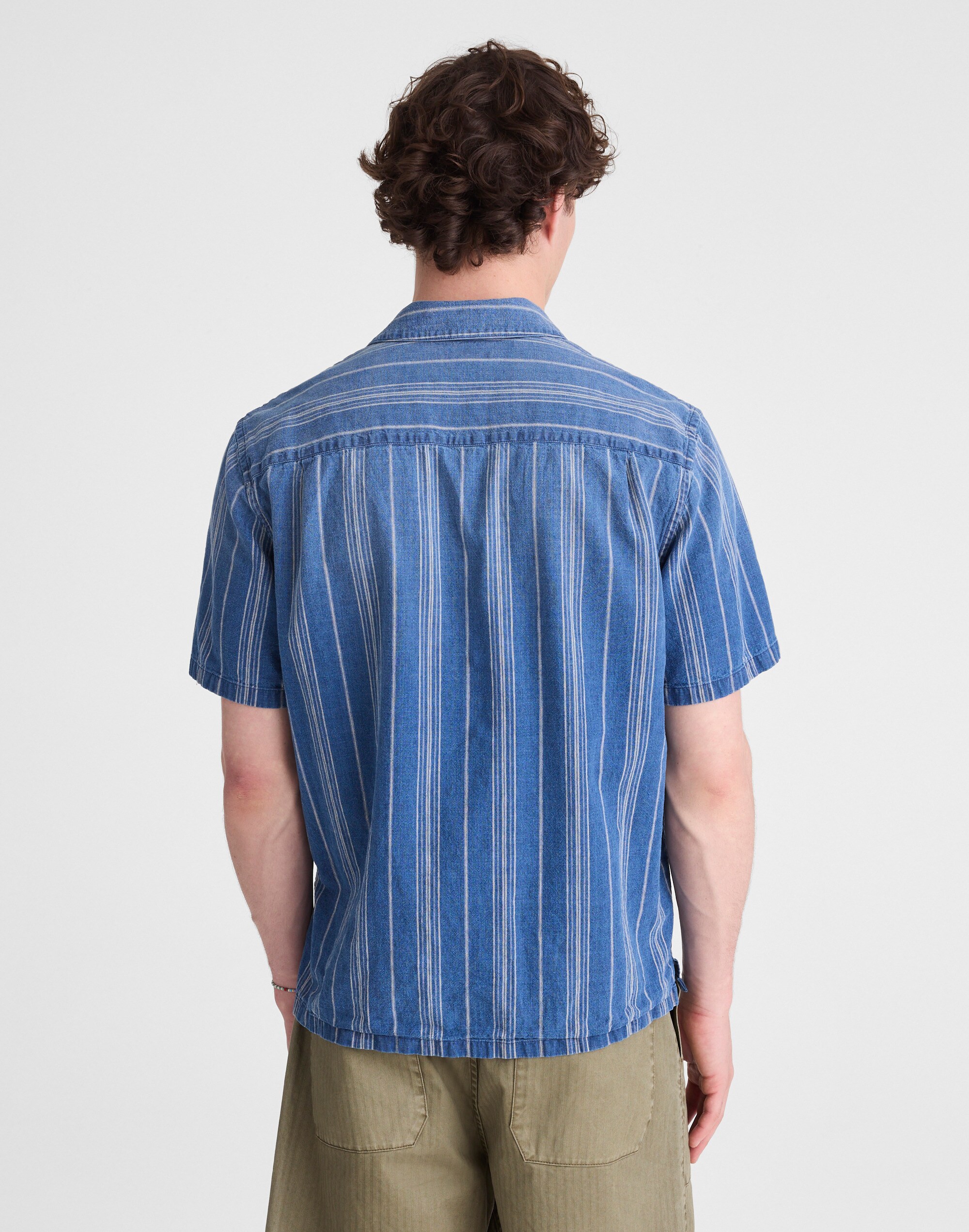 The Short-Sleeve Camp Shirt in Indigo Linen-Cotton Blend