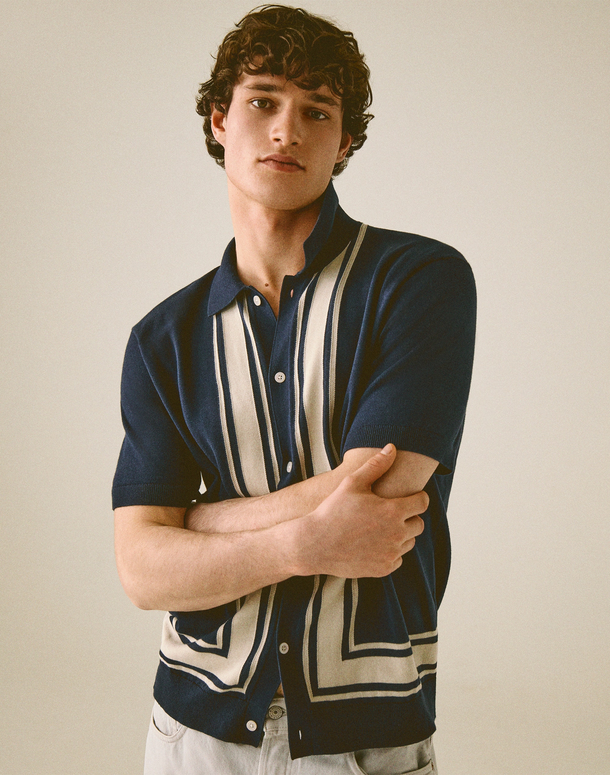 Knit Button-Up Shirt in Border Stripe