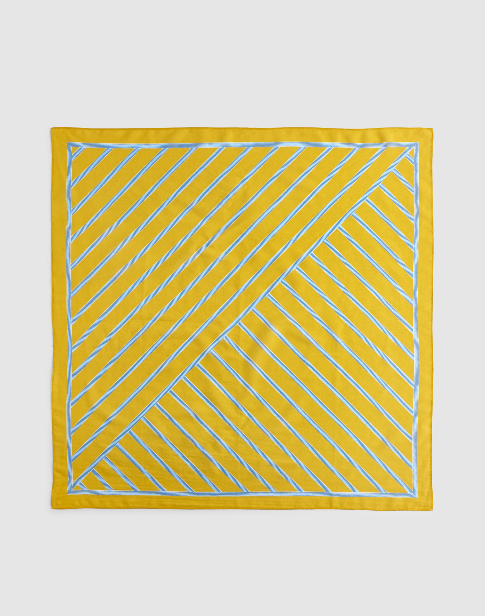 Madewell Medium Bandana In Yellow