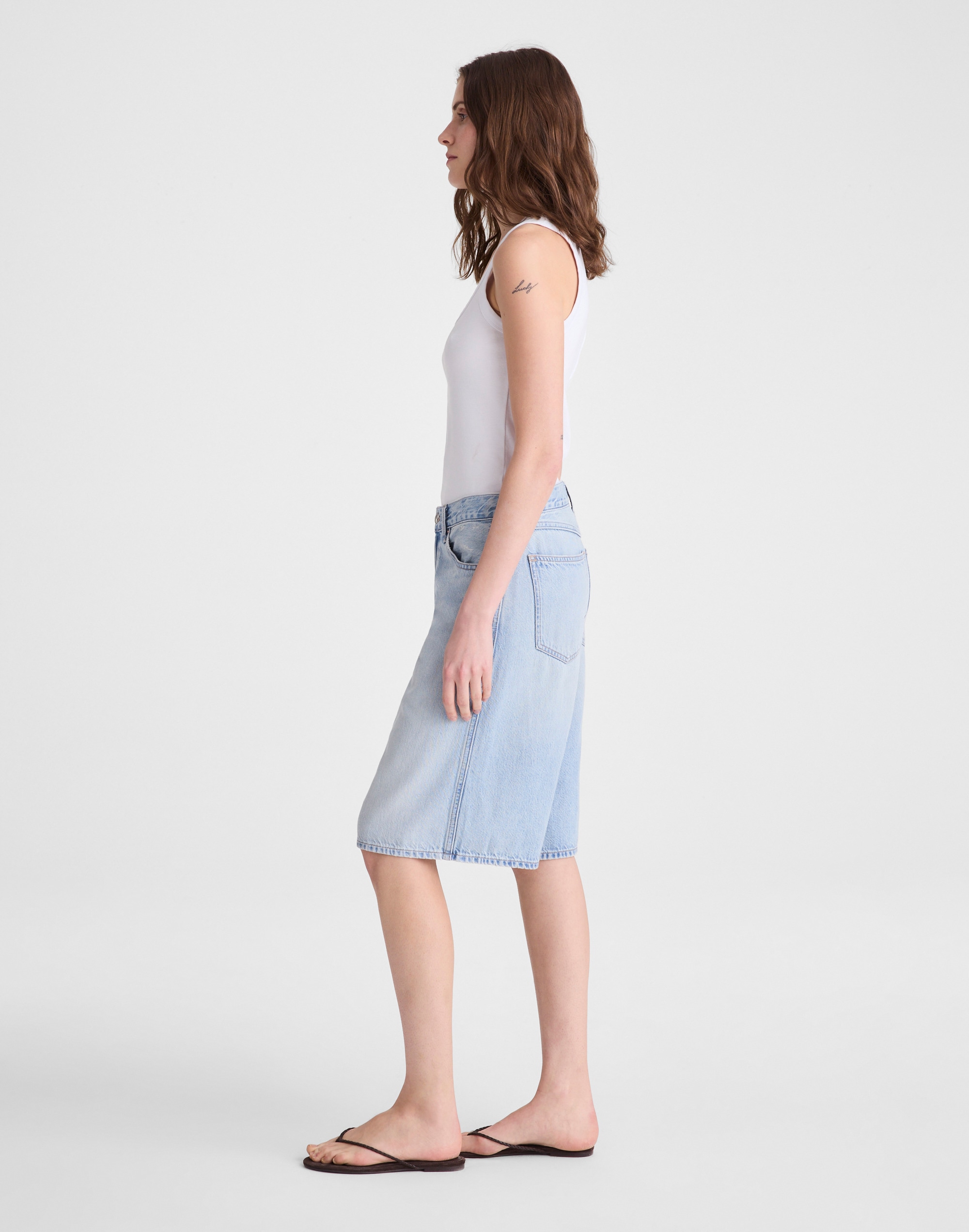 The V-Waist Bermuda Short in Airy Denim