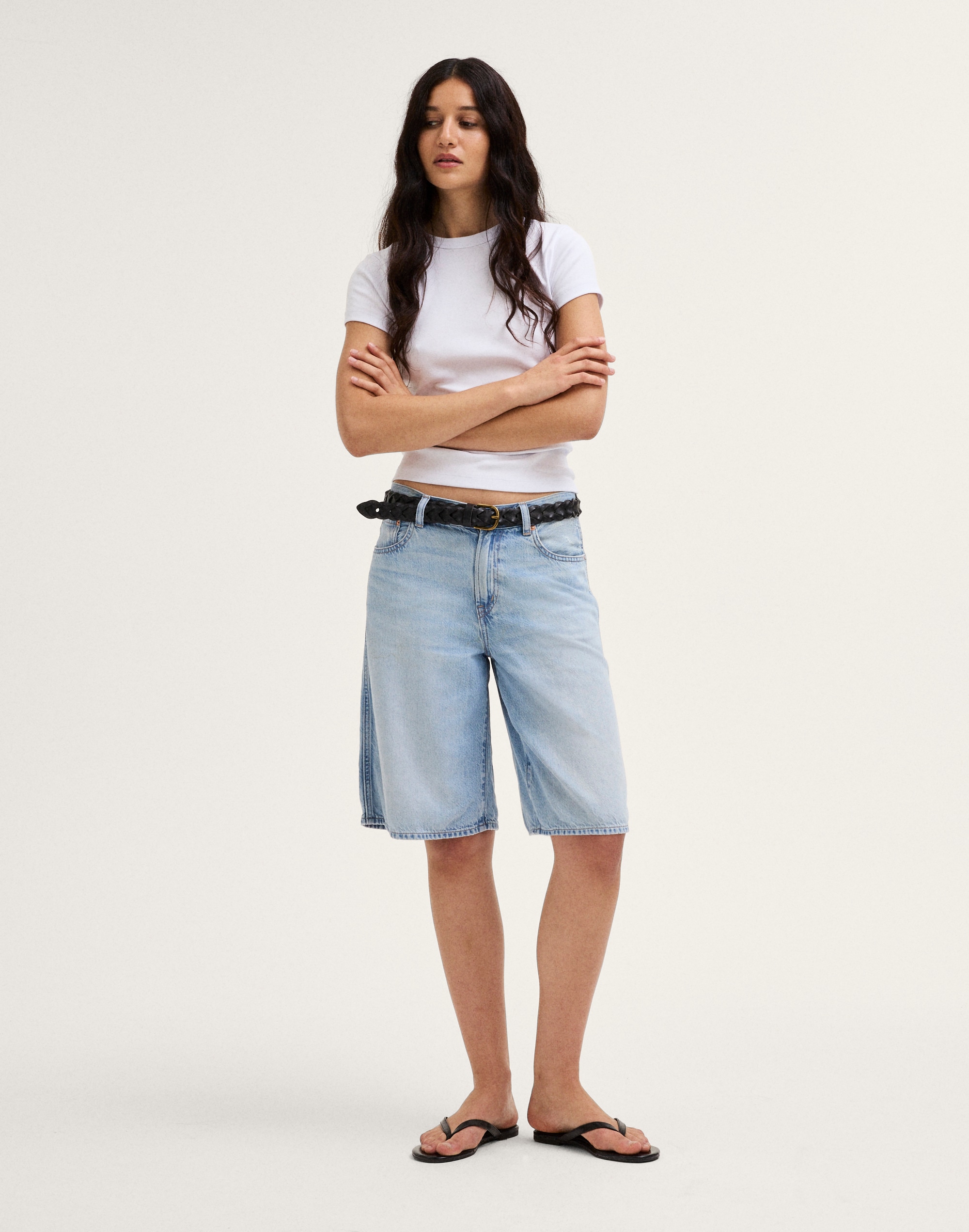 Madewell The V-waist Bermuda Short In Blue