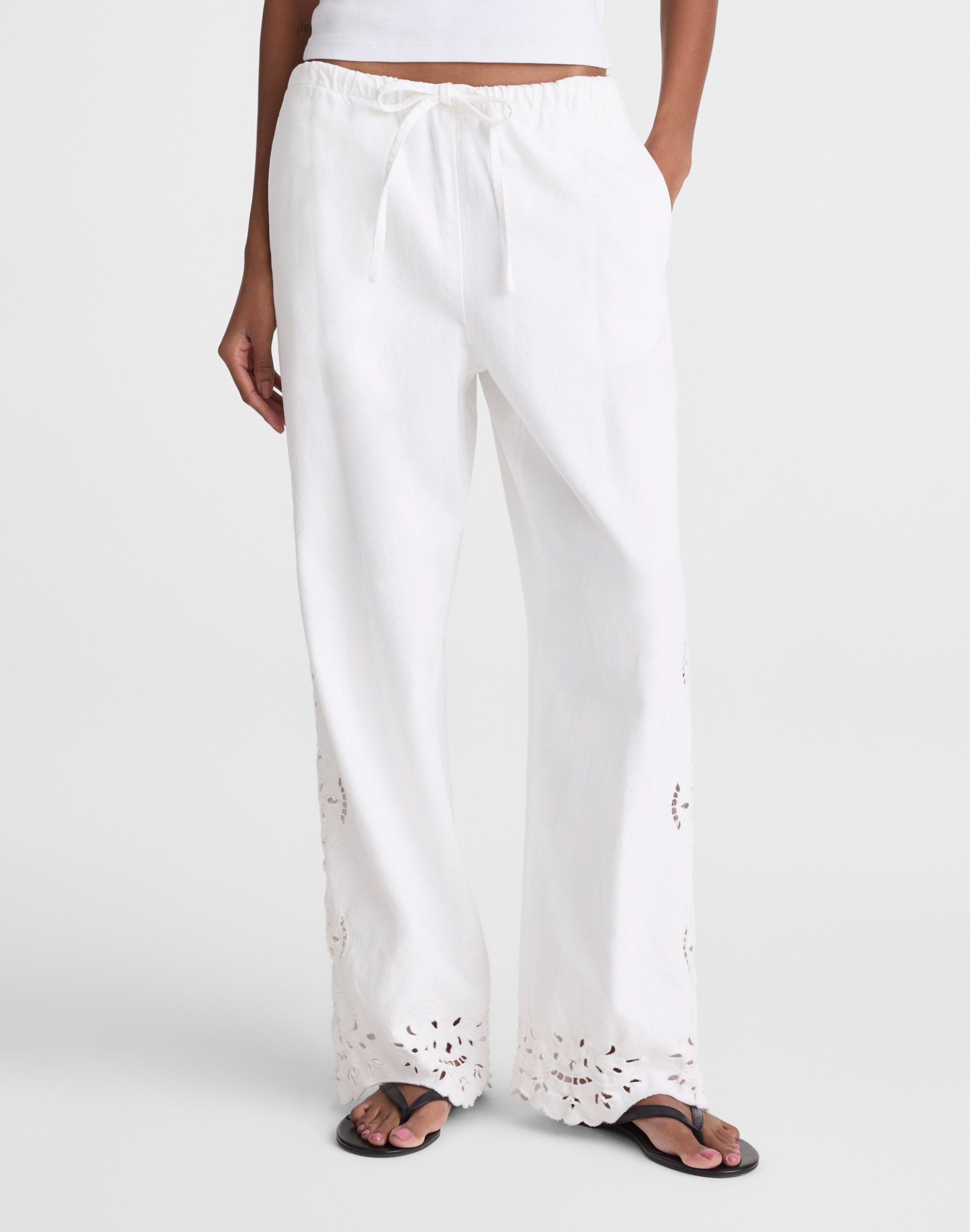 Pull-On Jeans in Airy Denim