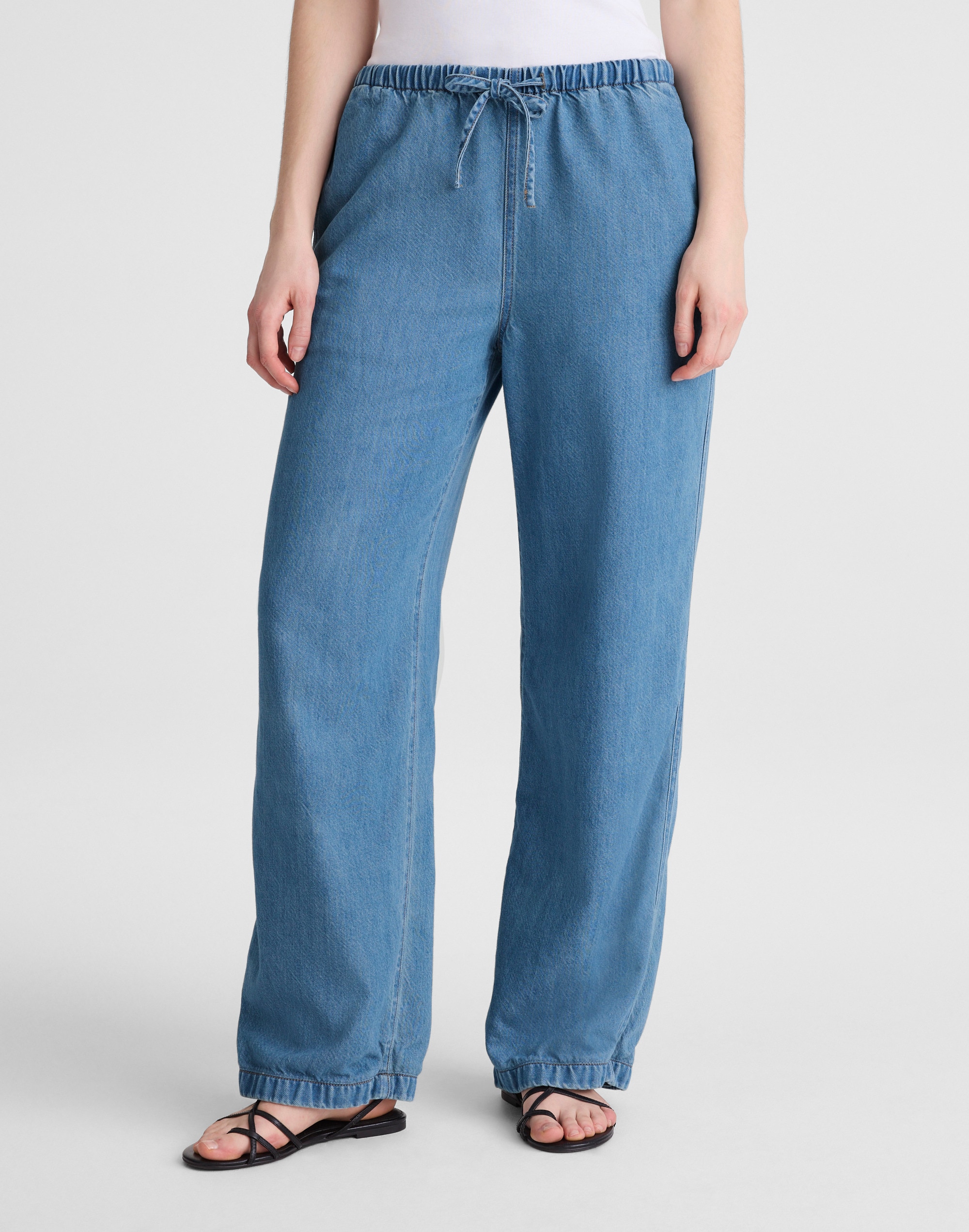 Pull-On Pants in Airy Denim