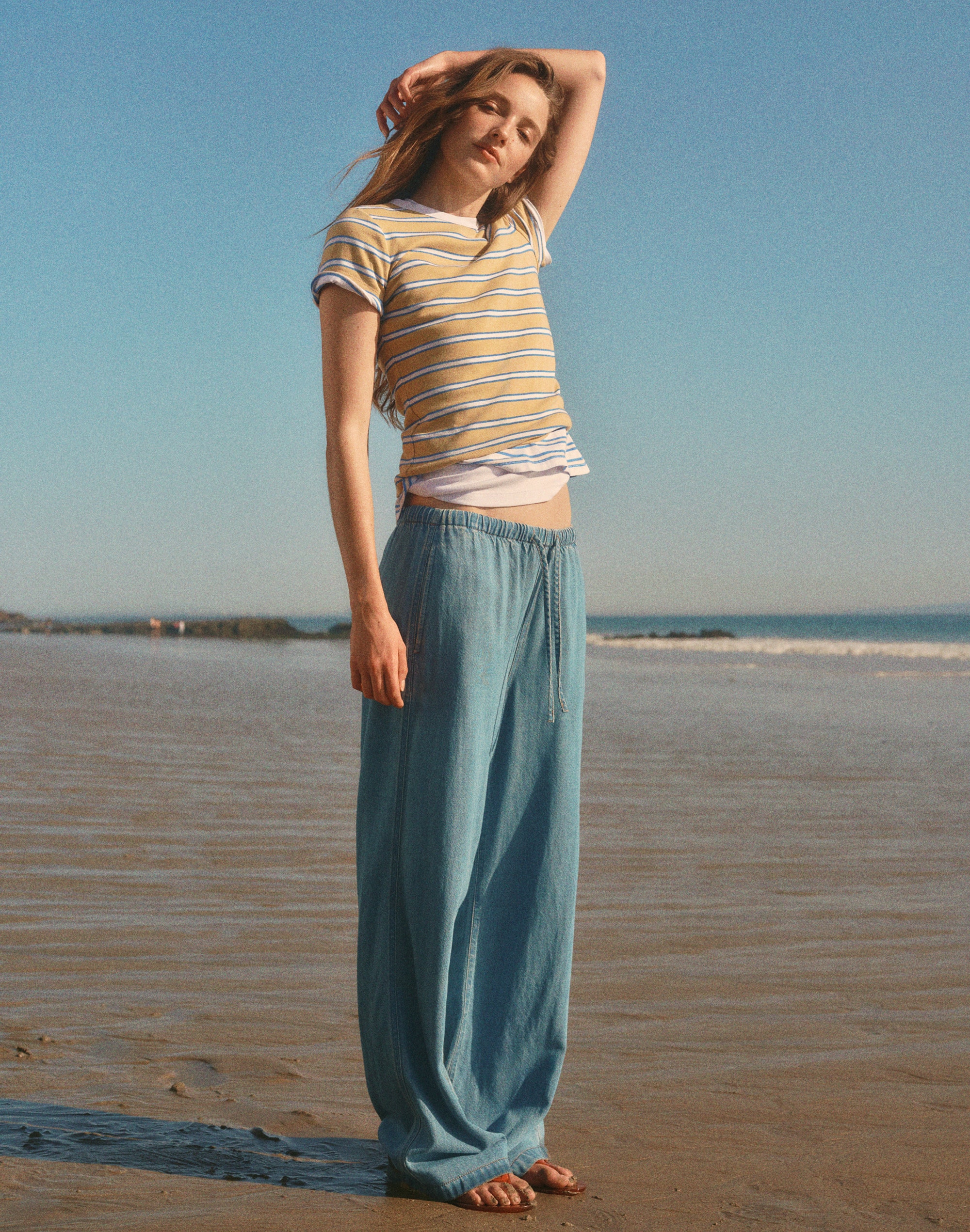 Pull-On Jeans in Airy Denim