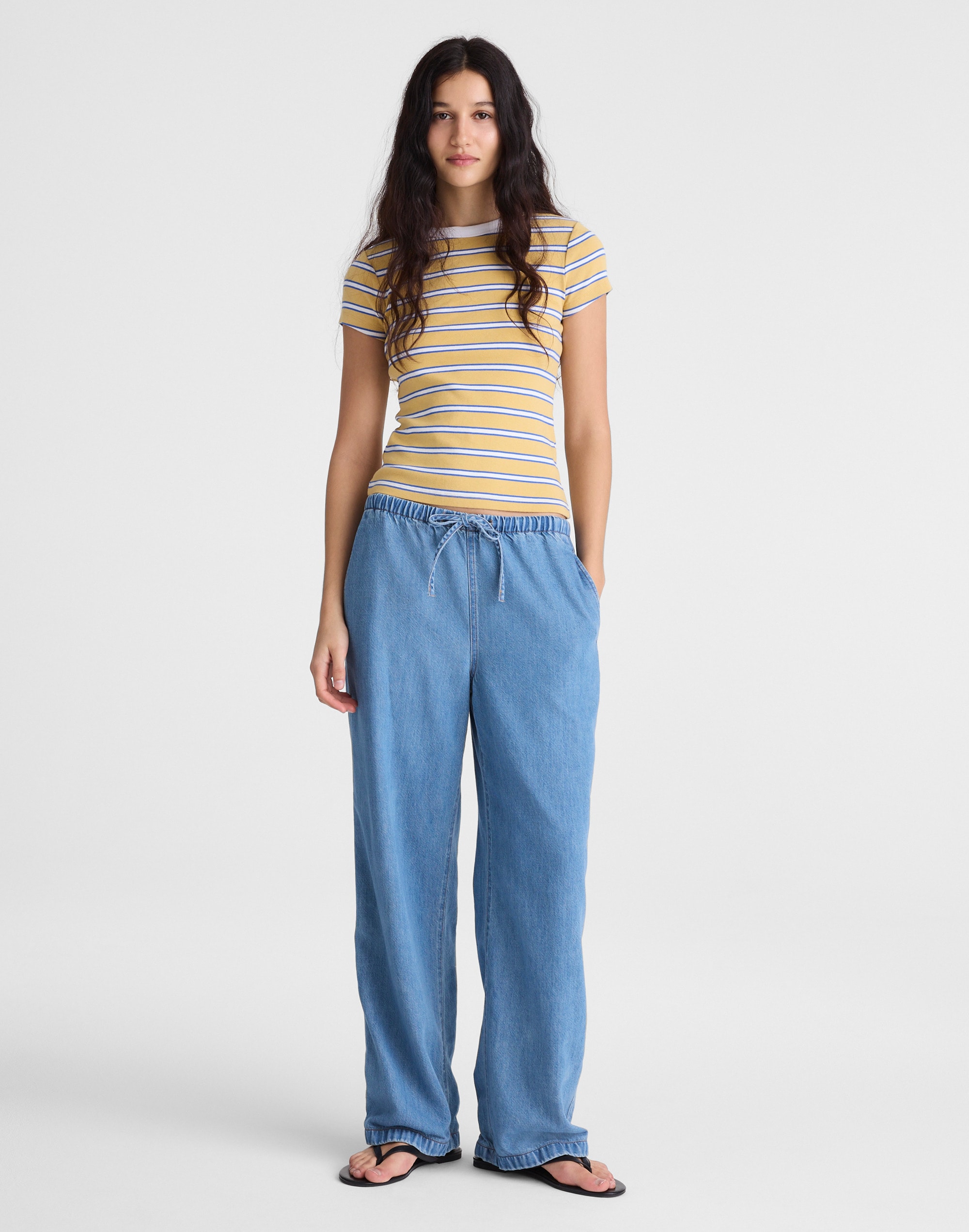 pull-on jeans in airy denim