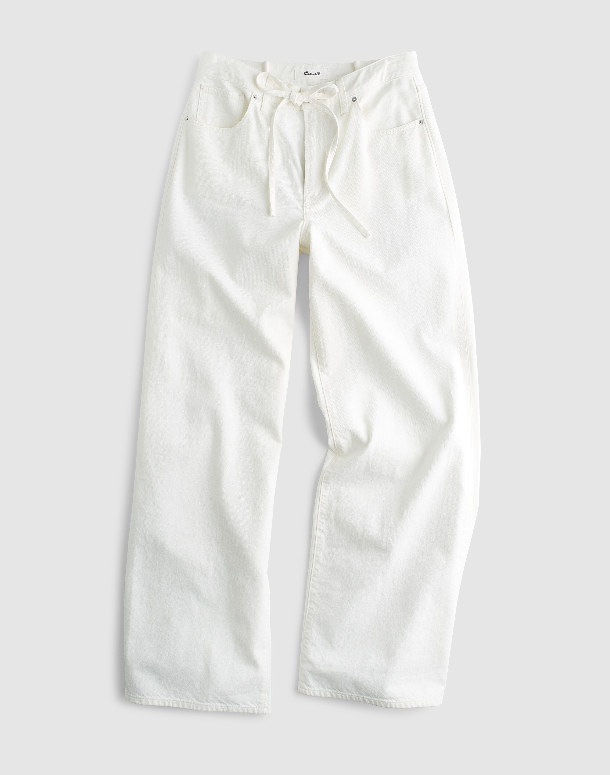 The Curvy Ultimate Wide-Leg Jean in Airy Denim