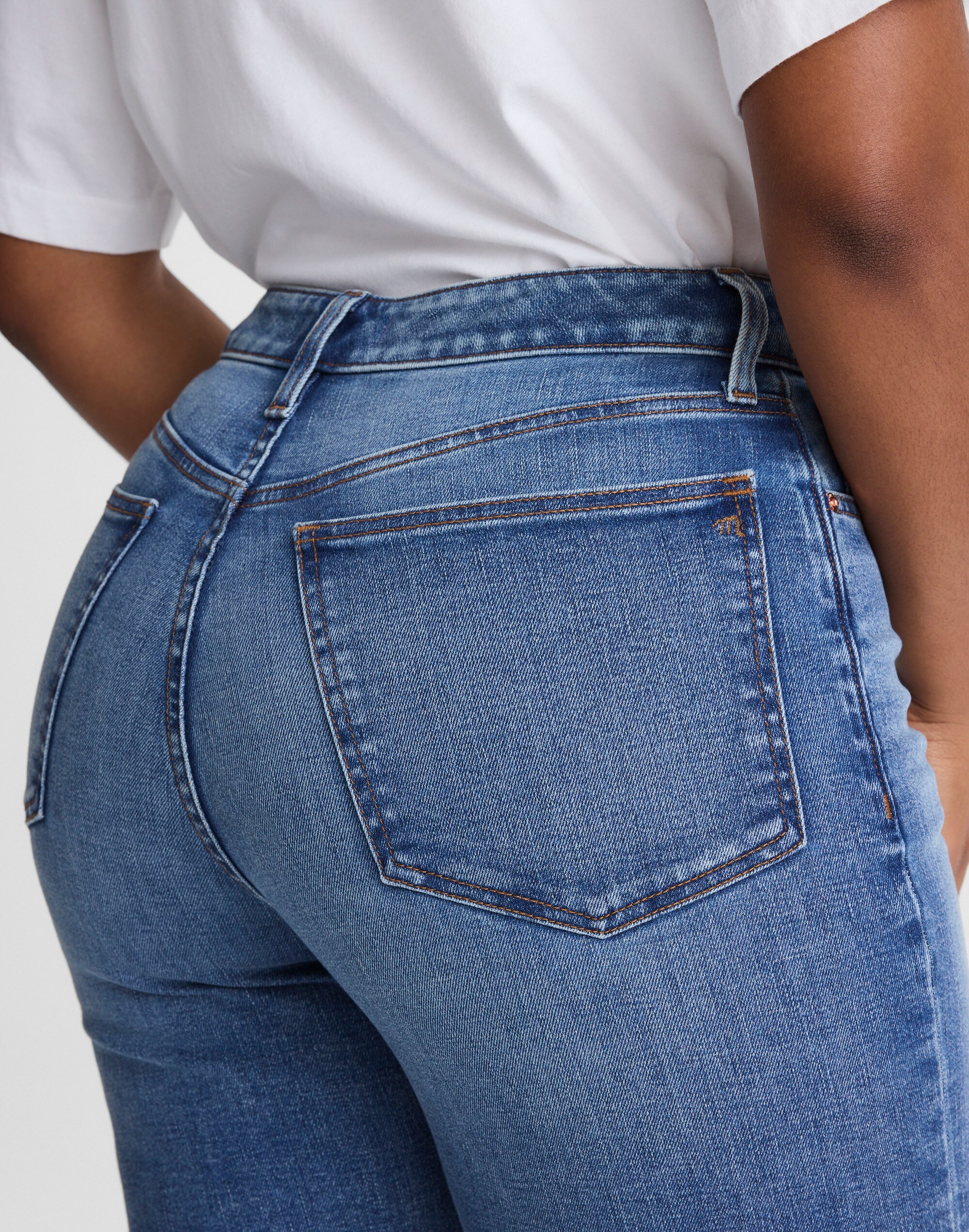 The Curvy Wide-Leg Crop Jean in Super Stretch Denim