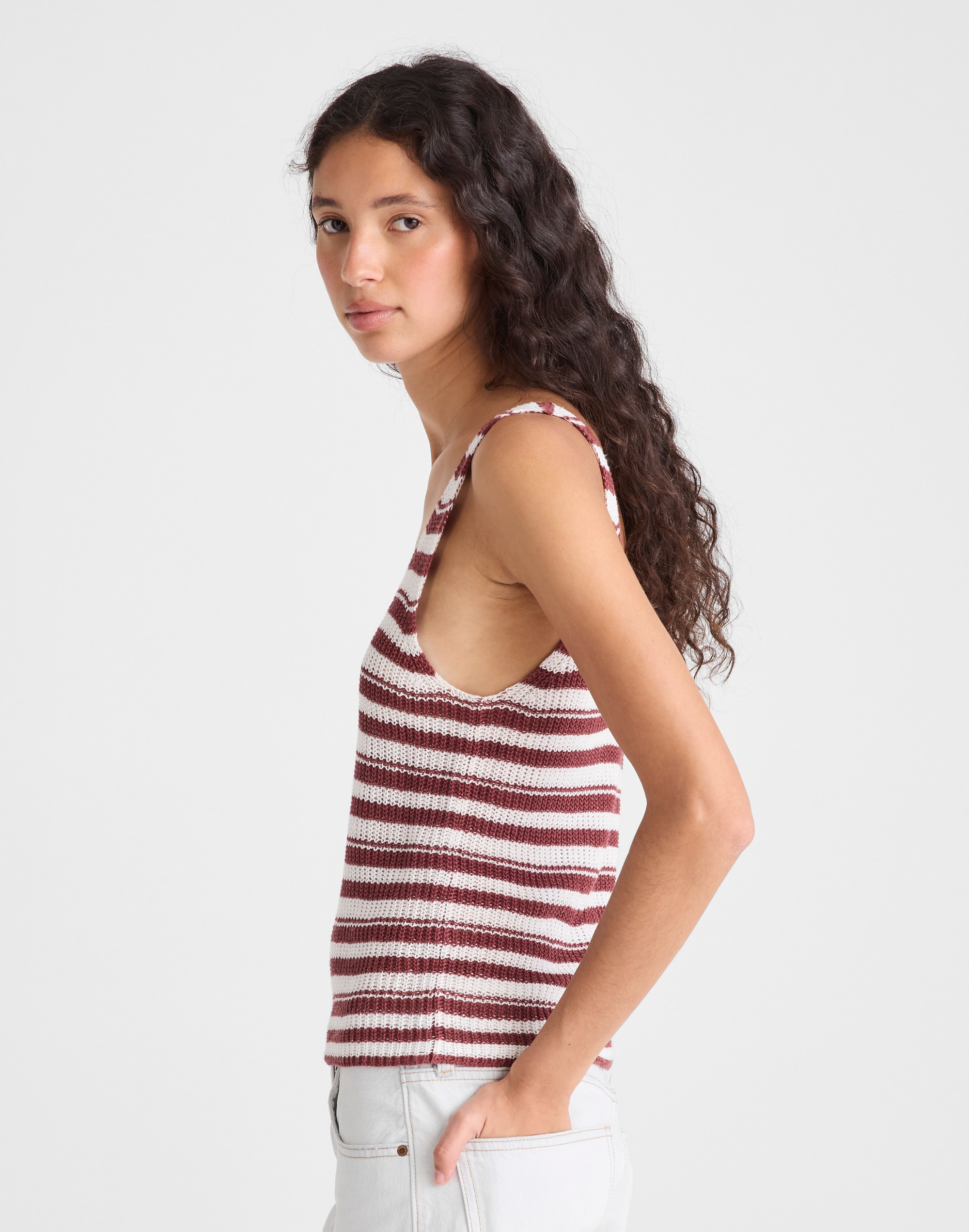 V-Neck Tank in 100% Linen