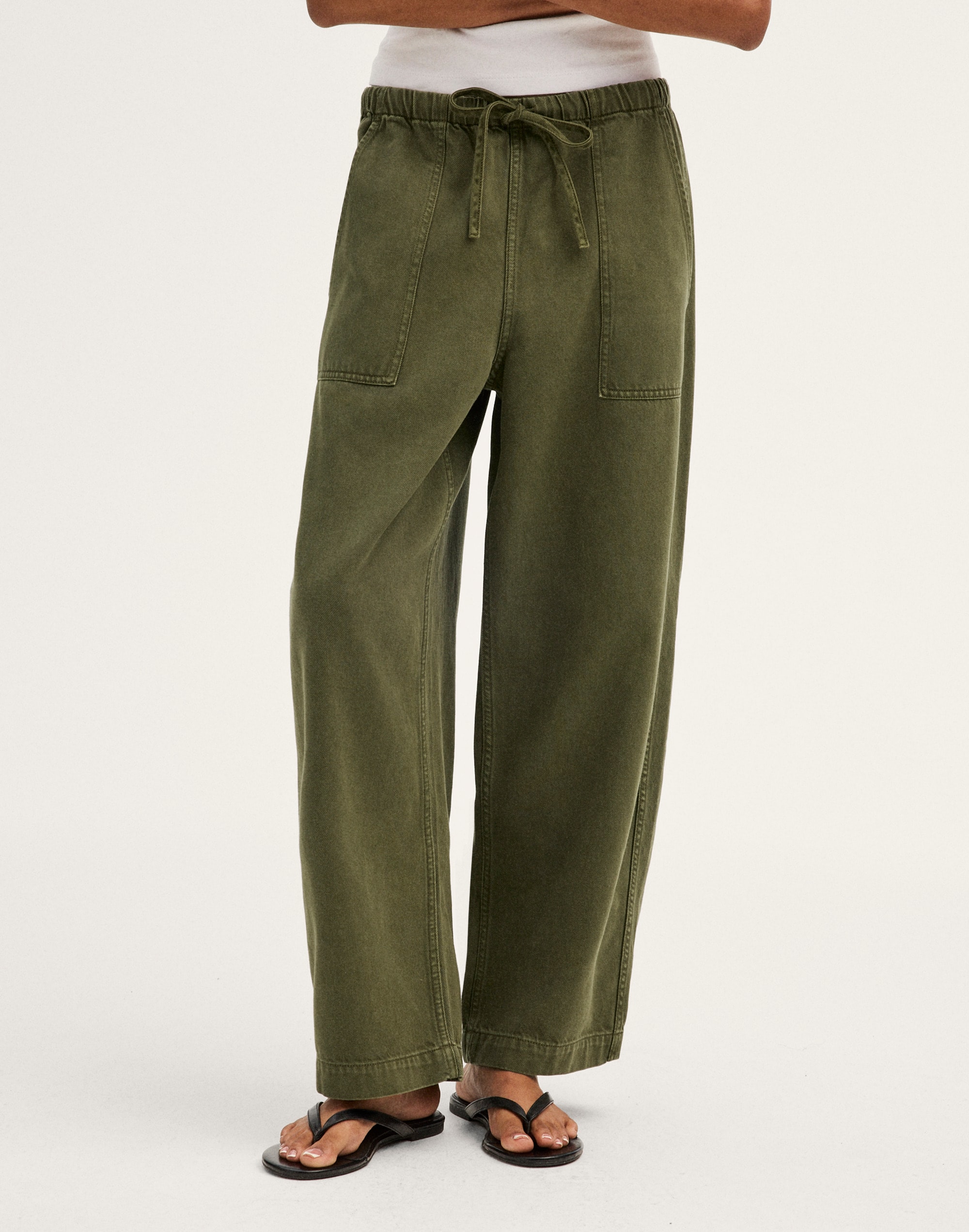 Pull-On Barrel-Leg Utility Pants in Airy Denim