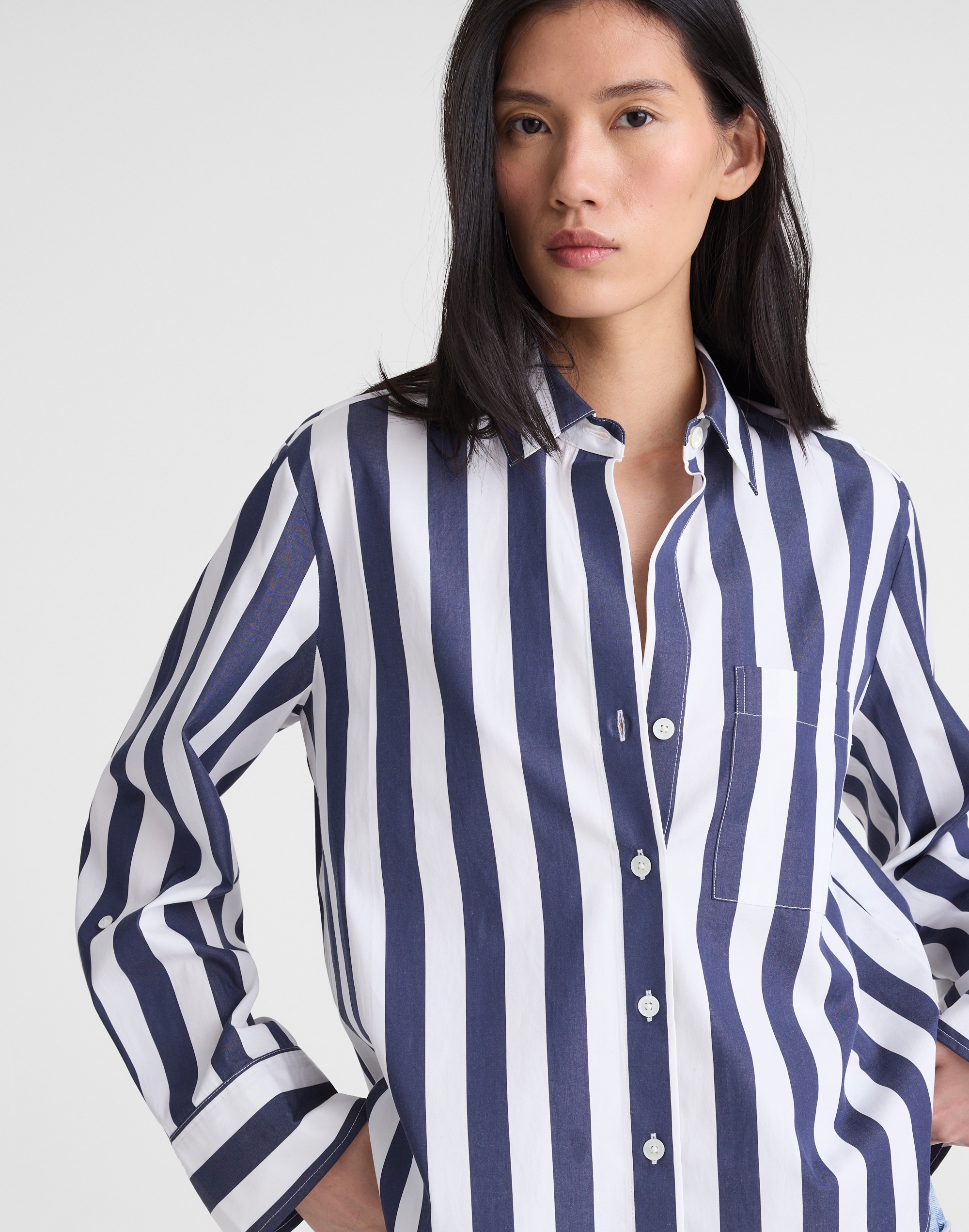 The Signature Y-Neck Shirt in Poplin