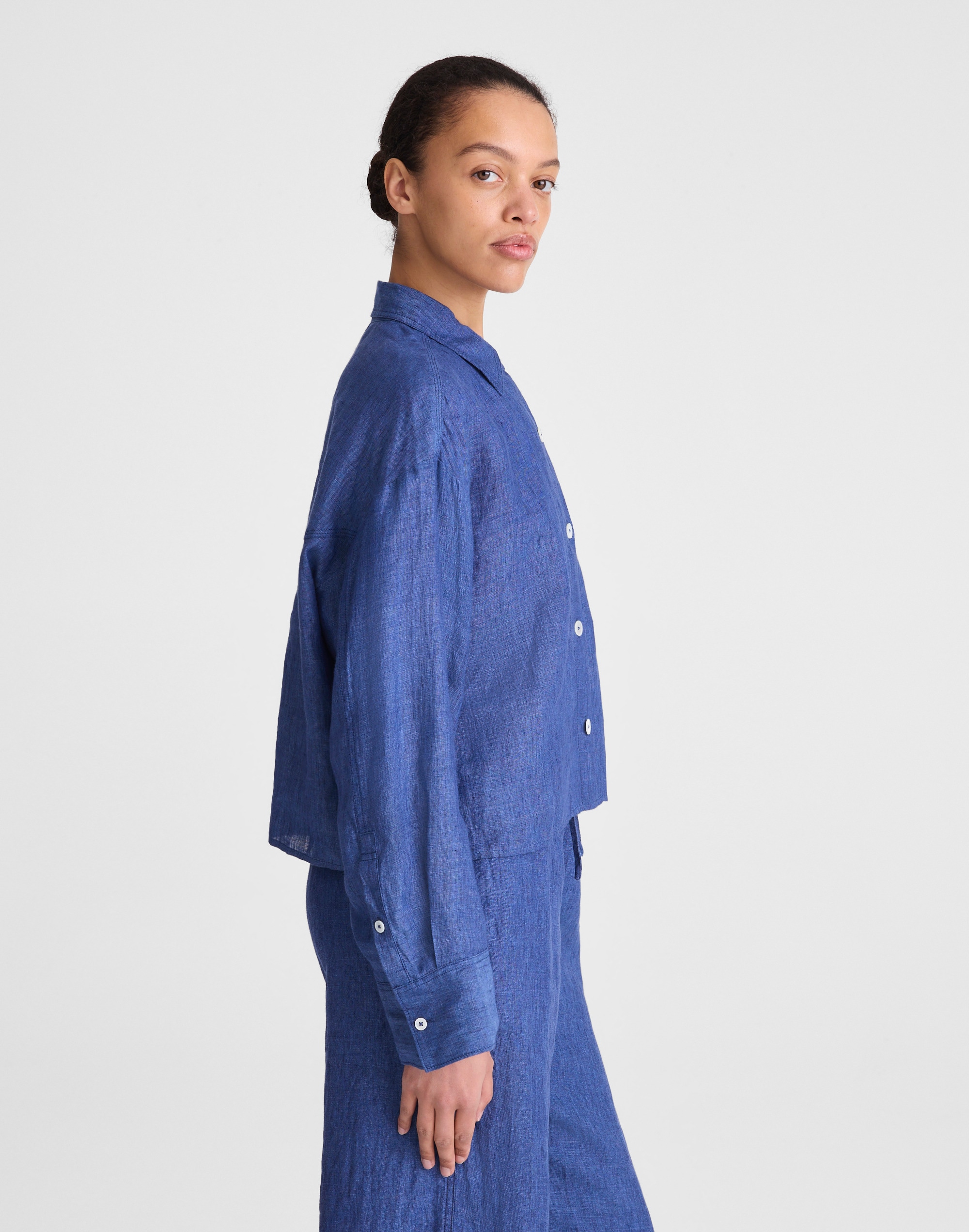 Straight-Hem Shirt in Linen