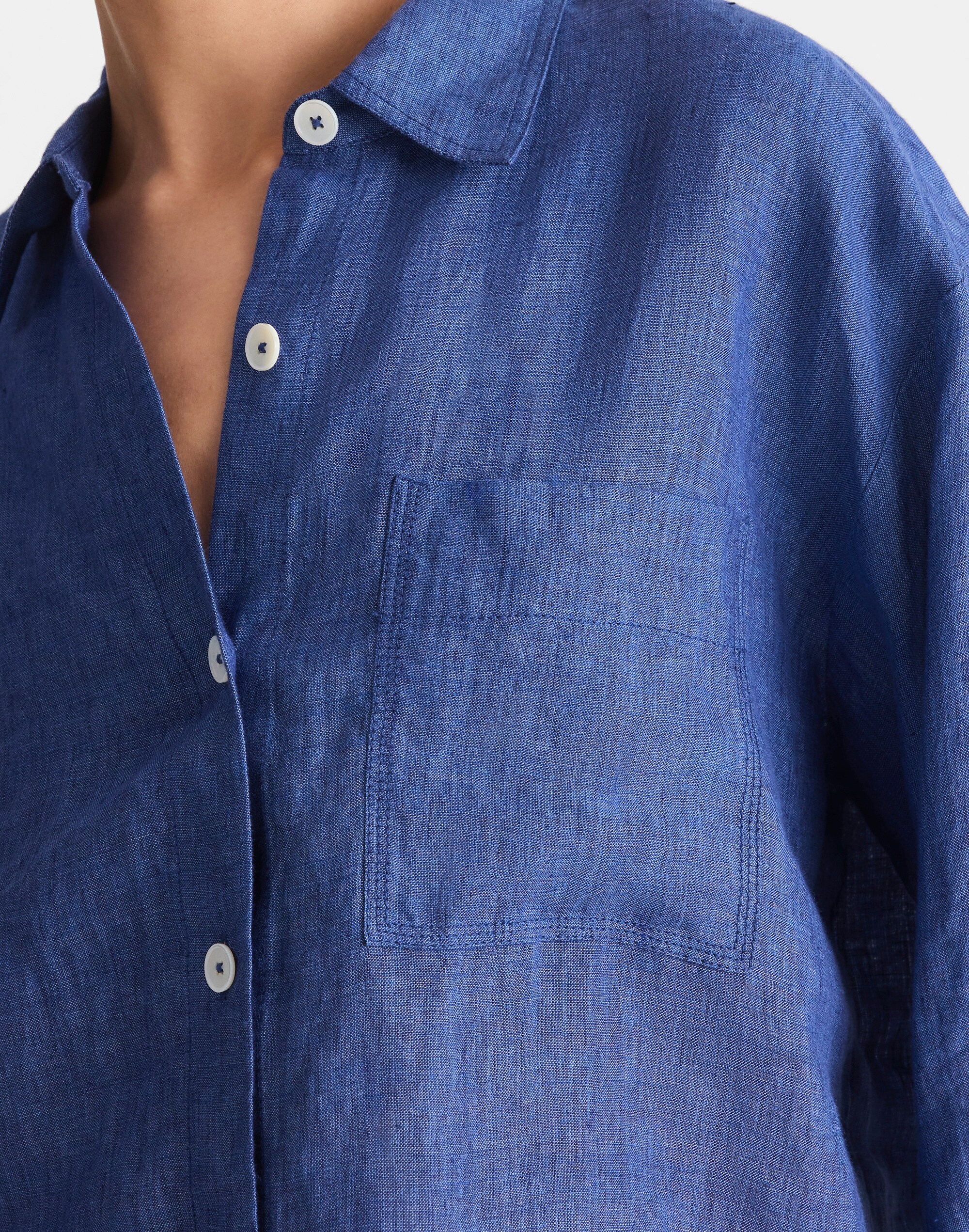 Straight-Hem Shirt in Linen