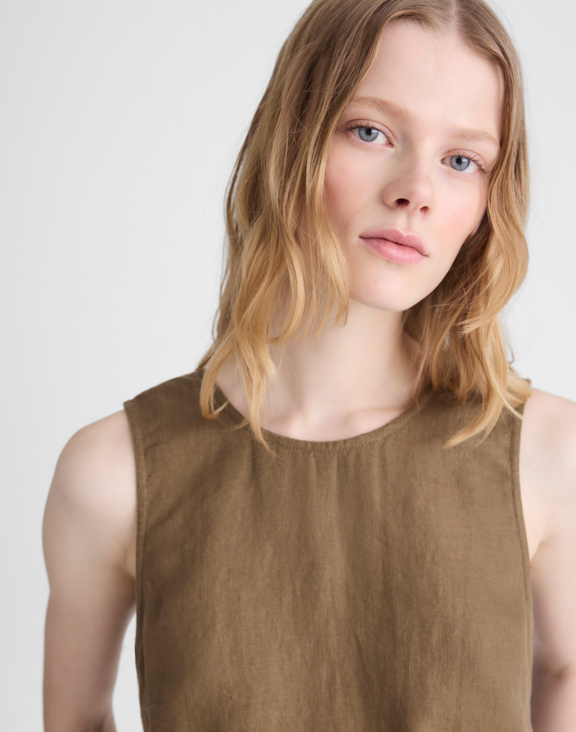 Tie-Back Shell Top in 100% Linen