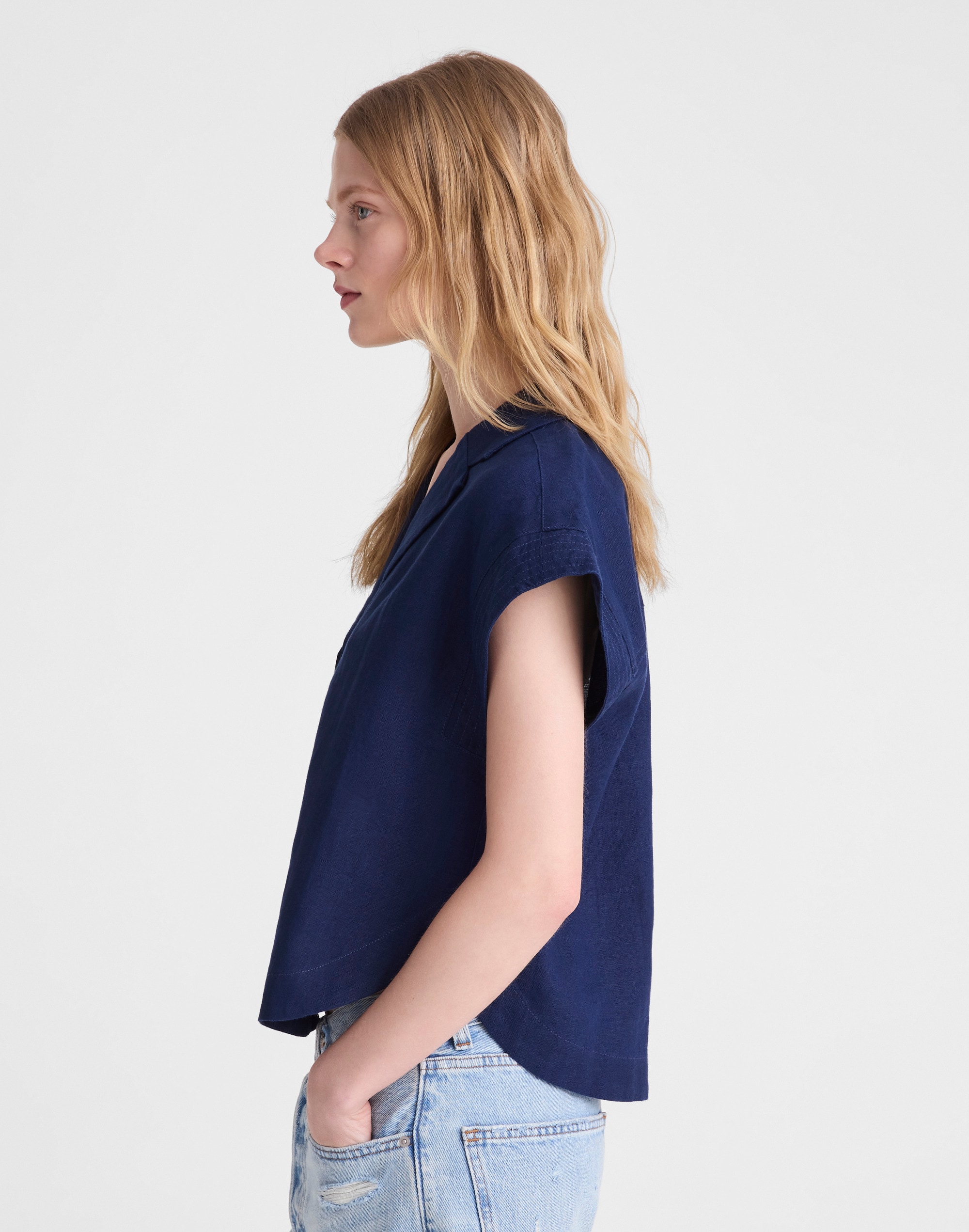 Notch-Collar Popover Shirt in 100% Linen