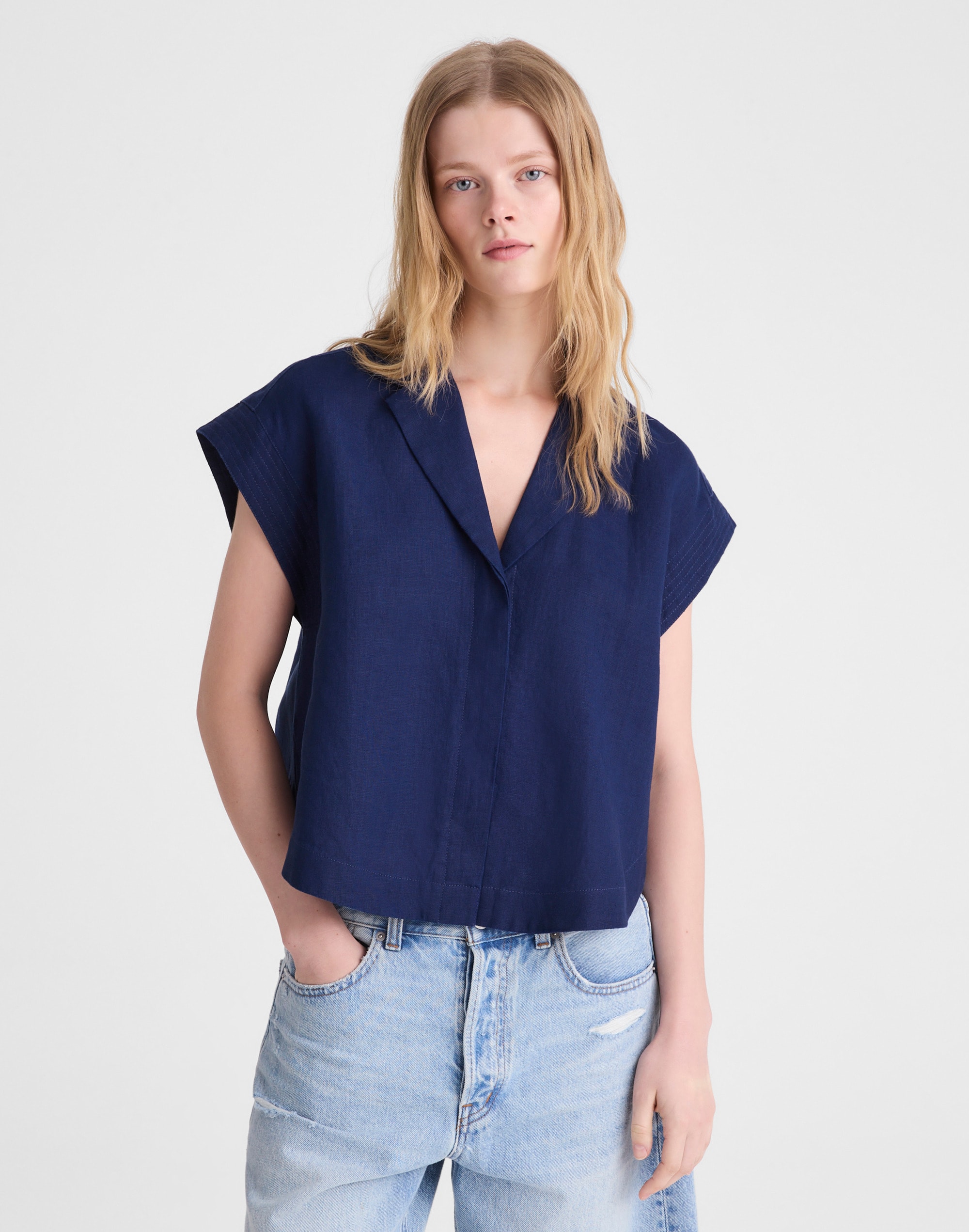 Notch-Collar Popover Shirt in 100% Linen