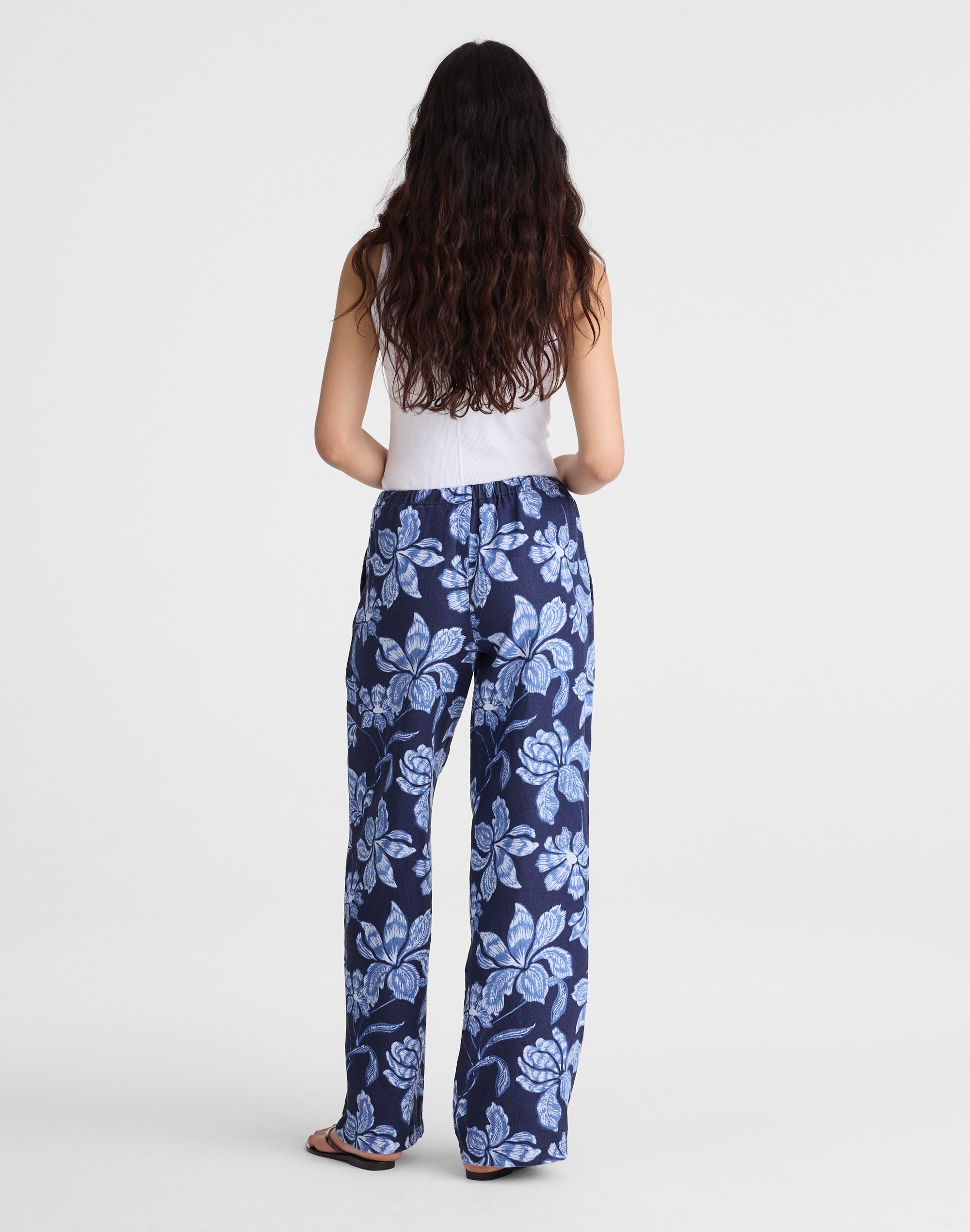 Pull-On Pants in 100% Linen