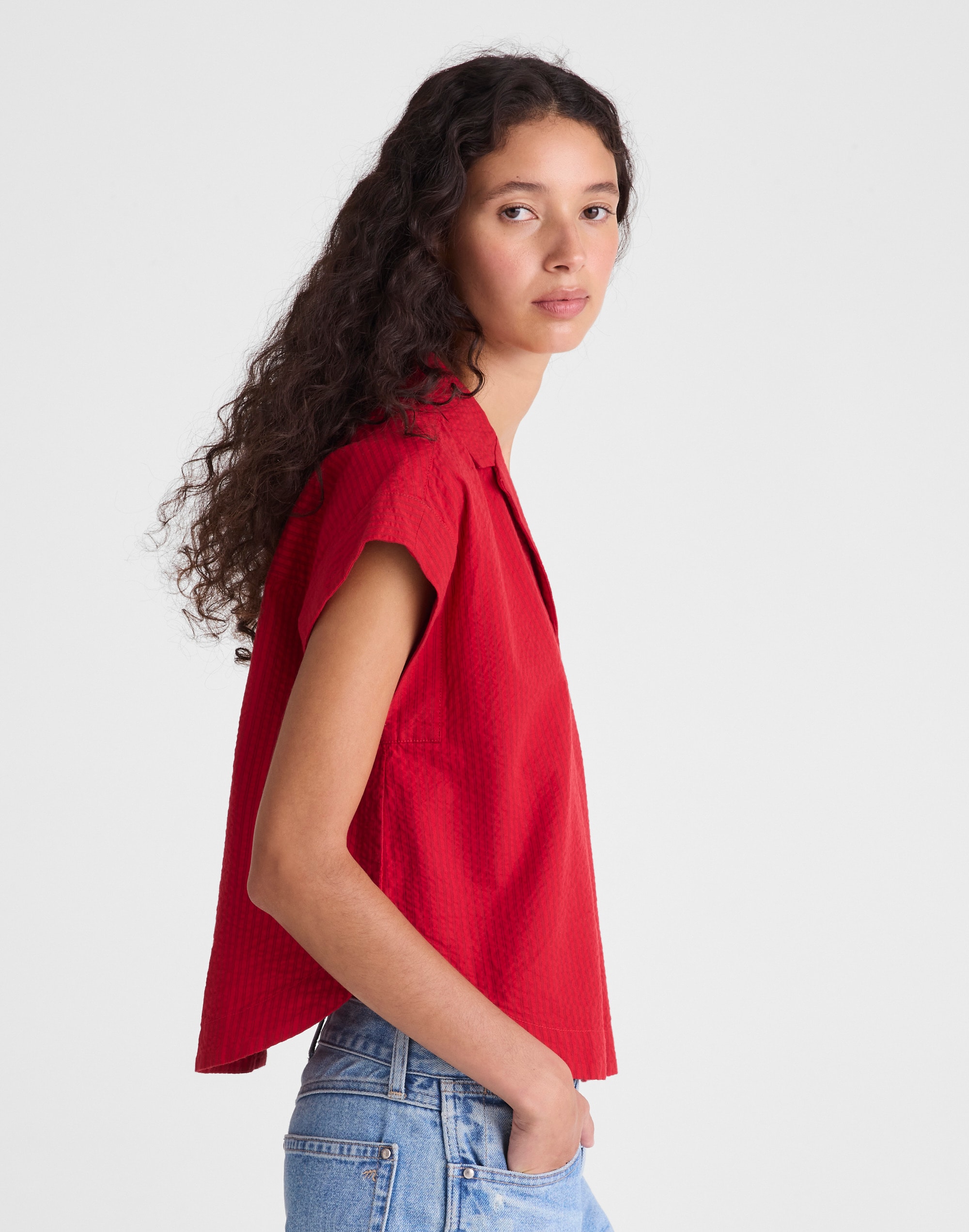 Notch-Collar Popover Shirt in Seersucker