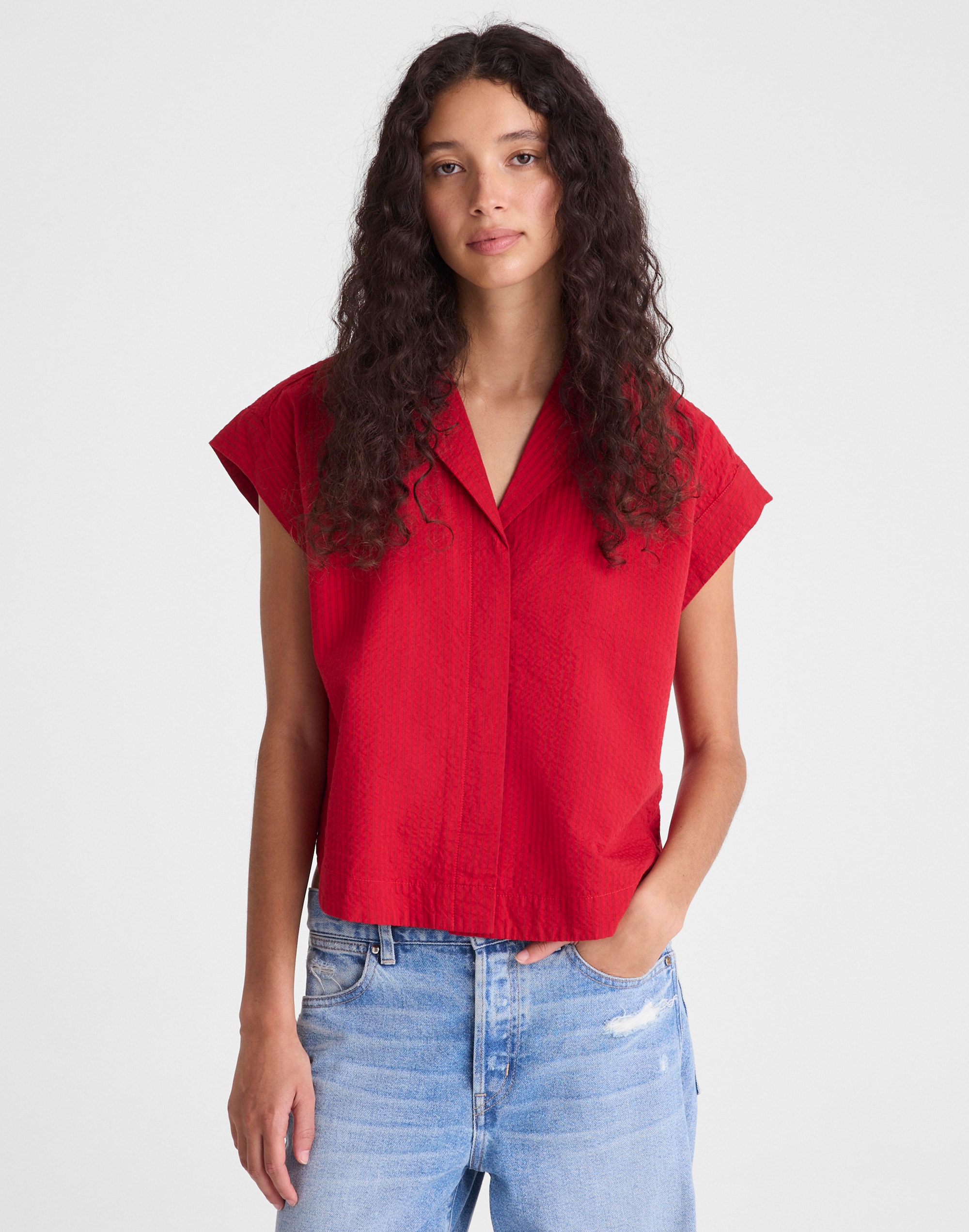 Notch-Collar Popover Shirt in Seersucker